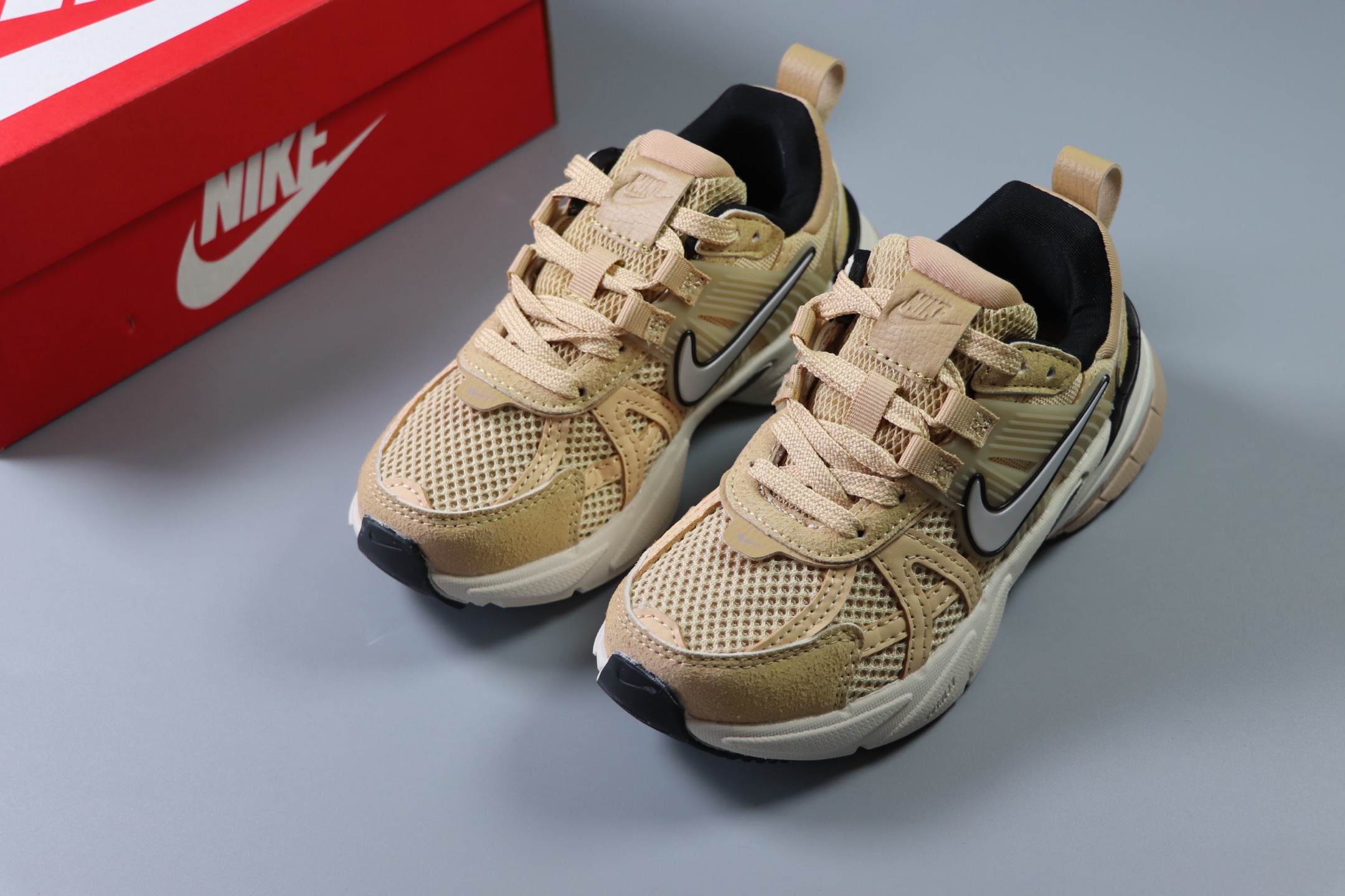 China Replica Kid Shoes KDS0402-1618