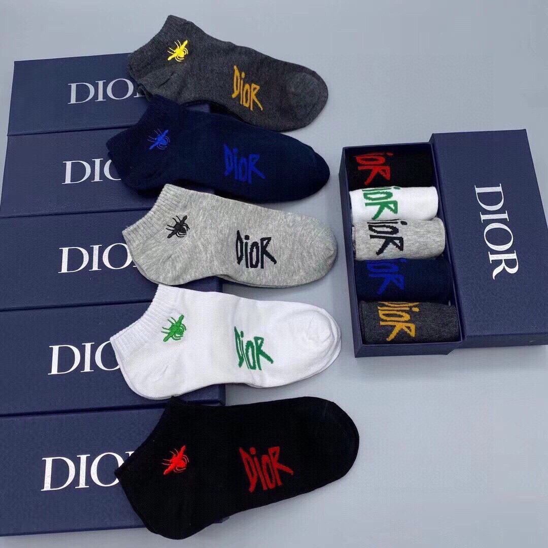 Dior迪奥️D家新品短款袜子️配送原版盒一盒五双罗口刺绣经典小蜜蜂袜身提花DIOR字母超级吸睛实物超漂