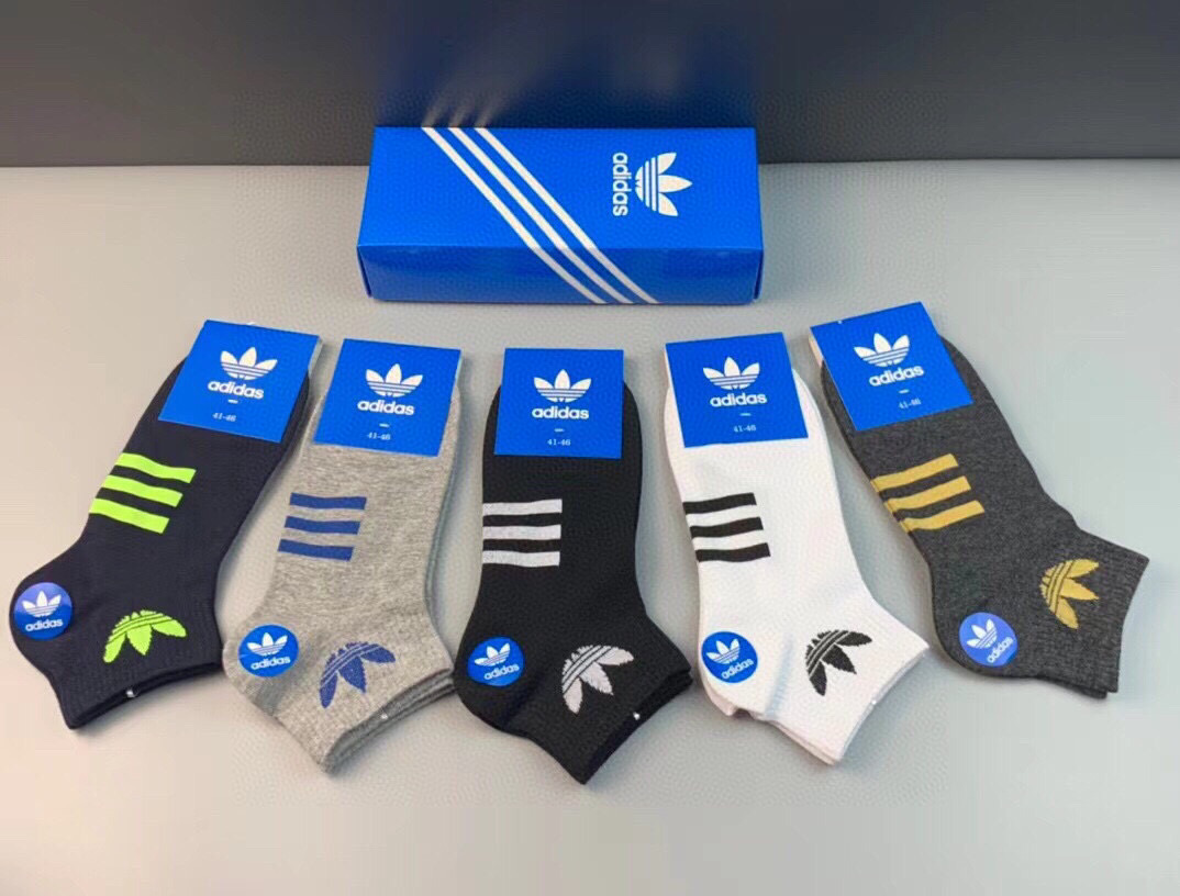 NO:298077,Adidas · Adidas · Adidas · New men's socks jacquard classic logo ins This year's super popular element single product pure cotton material, very soft and comfortable sports and casual [one box five pairs] socks, stockings, socks, adidas, socks19860909Adidas · 阿迪达斯三叶草新品男款袜子提花经典标志ins今年超火爆元素单品纯棉材质,非常柔软舒适运动休闲两不误【一盒五双】袜子,丝袜,袜子,adidas,socks,accessory