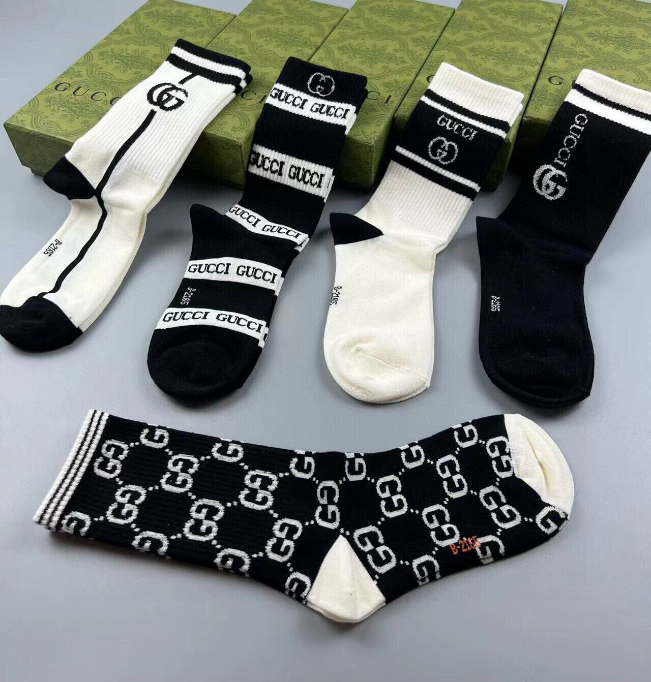  🆕Gucci · 古奇❗️大G家新品长筒袜子❗️【一盒五双】经典双G标志，特显高大上，纯棉材质，透气舒