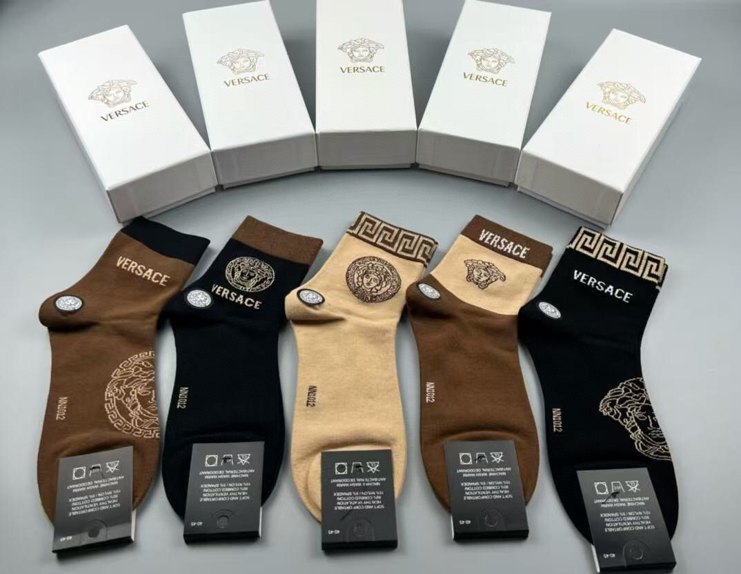  🆕Versace · 范思哲❗️新品男款袜子❗️【一盒五双】纯棉材质织造，超柔软舒适，提花经典美人头➕