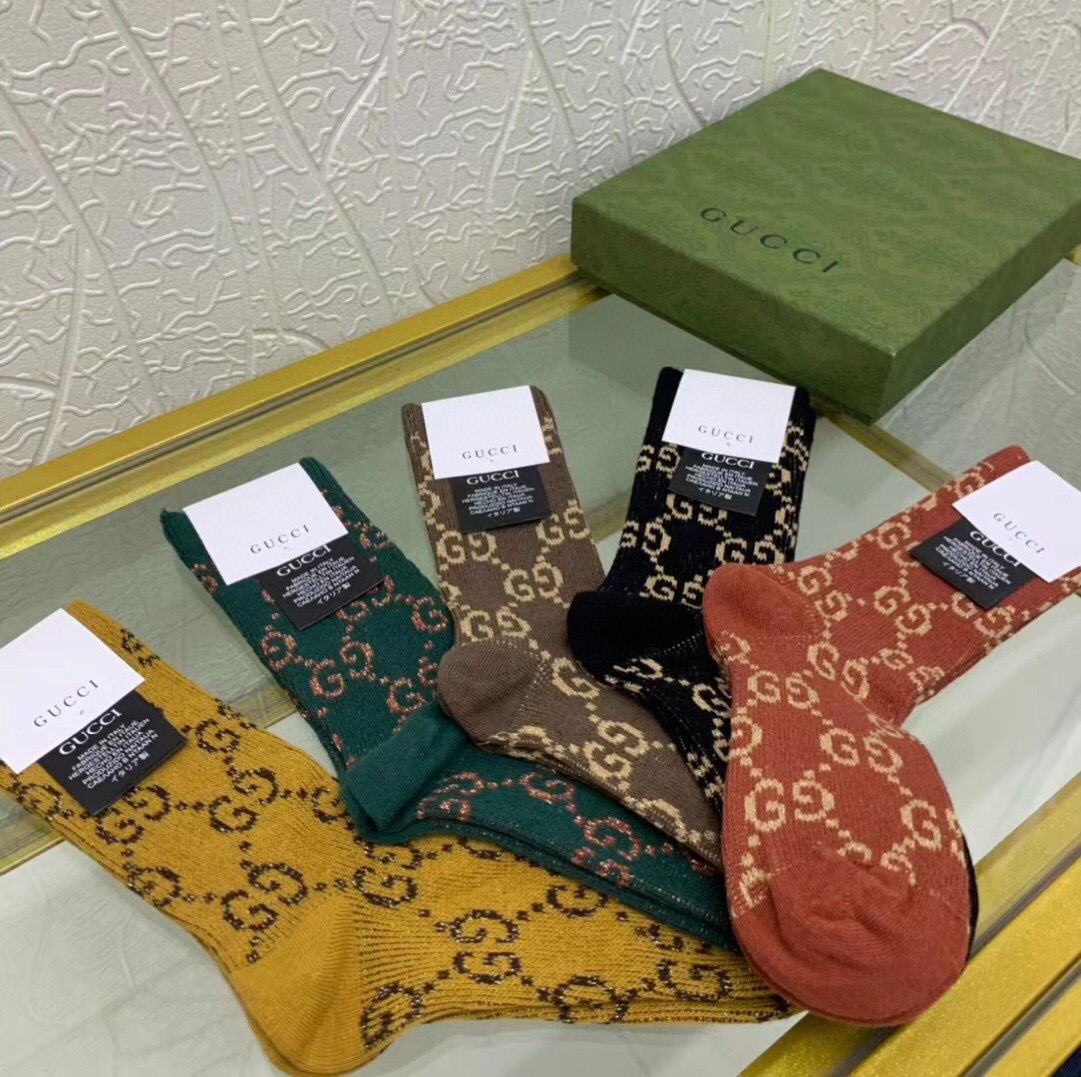  🆕Gucci · 古奇❗️G家经典中筒女款袜子❗️【一盒五双】专柜同步长袜，超级经典的双G标志百看不厌
