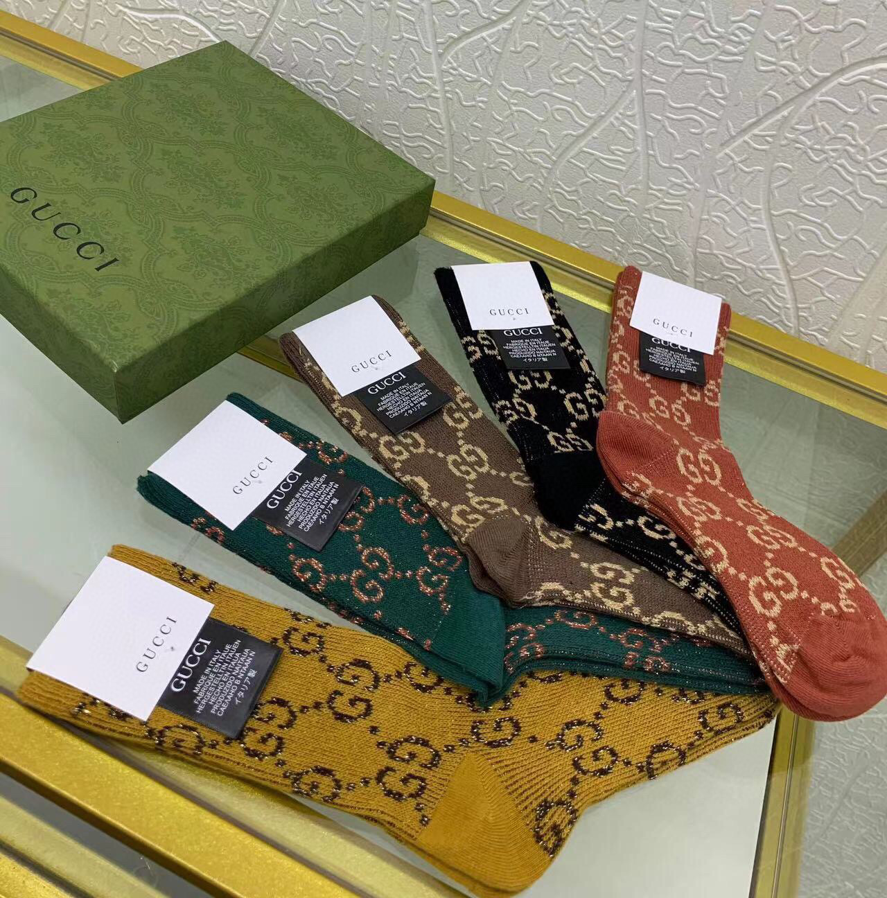  🆕Gucci · 古奇❗️G家经典中筒女款袜子❗️【一盒五双】专柜同步长袜，超级经典的双G标志百看不厌