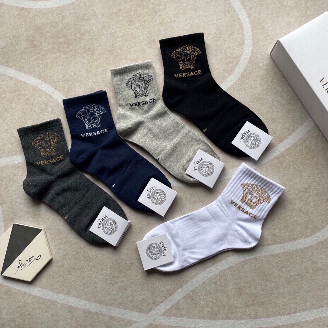  🆕Versace · 范思哲❗️新品短筒男款袜子❗️【一盒五双】纯棉材质织造，超柔软舒适，提花经典美人
