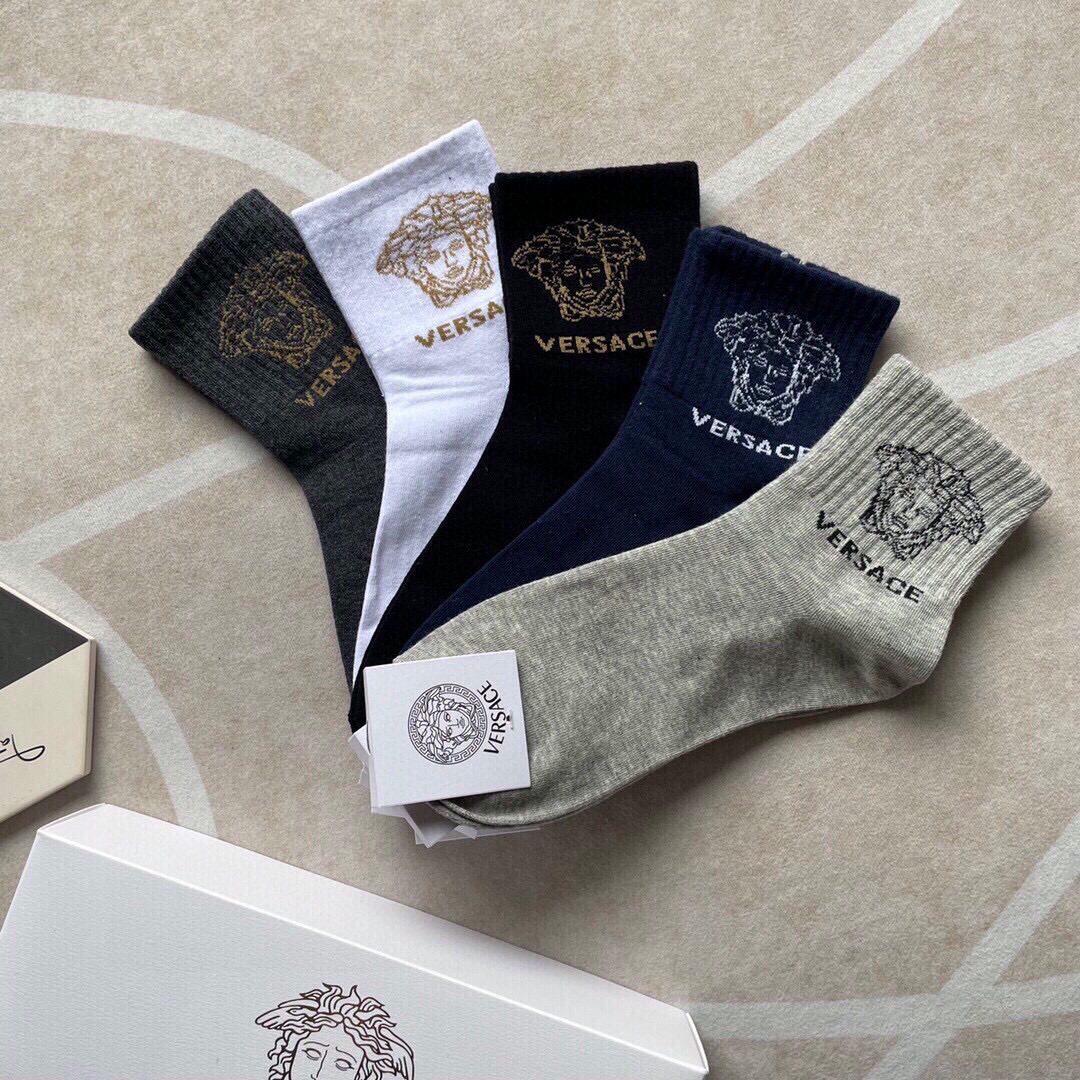  🆕Versace · 范思哲❗️新品短筒男款袜子❗️【一盒五双】纯棉材质织造，超柔软舒适，提花经典美人