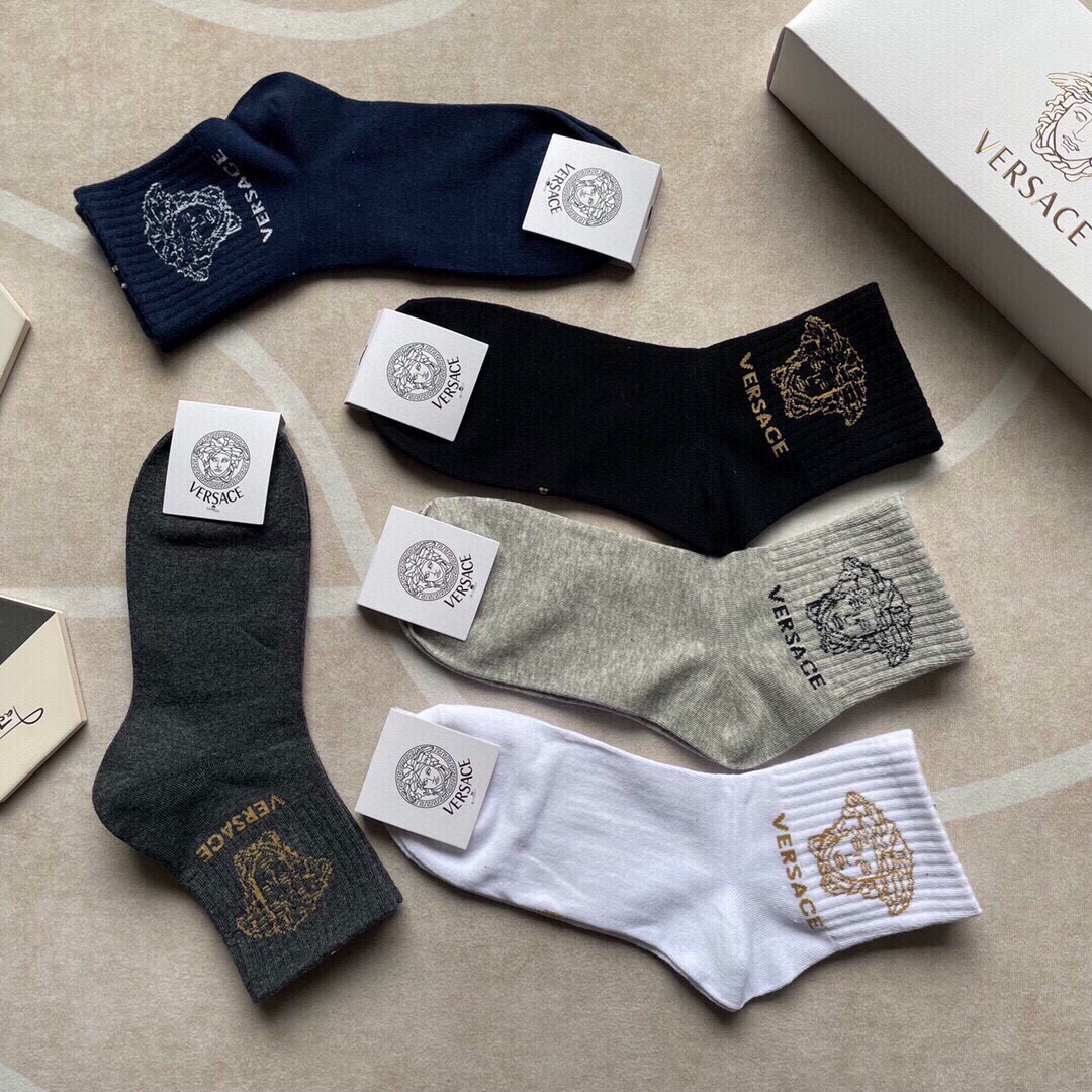  🆕Versace · 范思哲❗️新品短筒男款袜子❗️【一盒五双】纯棉材质织造，超柔软舒适，提花经典美人