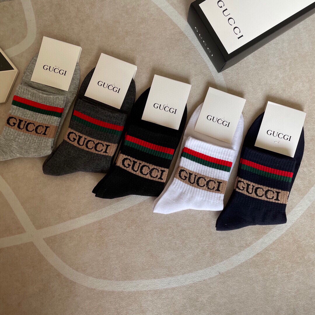  🆕Gucci · 古奇❗️大G家新品男款短筒袜子❗️【一盒五双】红绿条搭配品牌全称logo，特显高大上