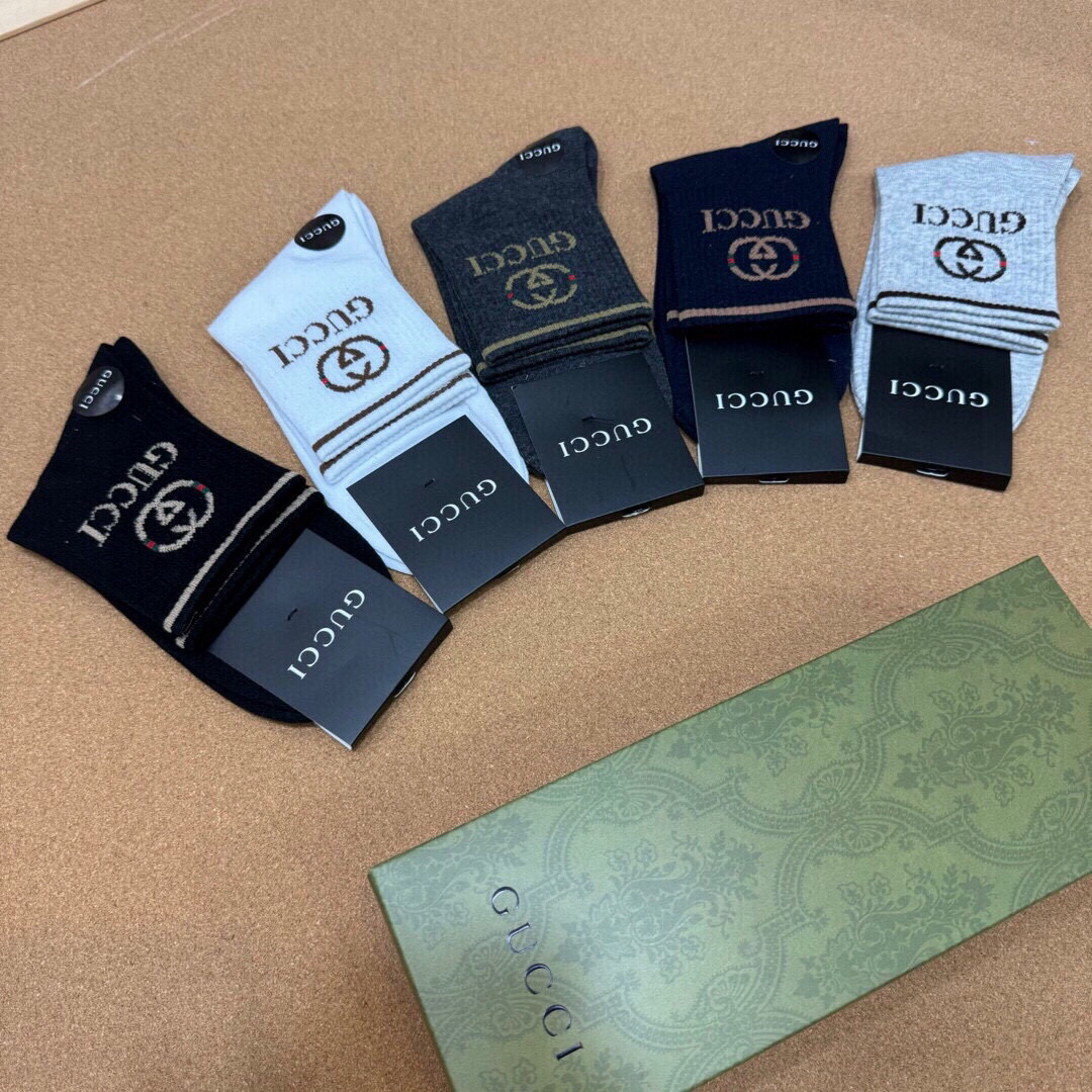  🆕Gucci · 古奇❗️G家新品袜子❗️【一盒五双】提花经典双G标志，超级nice，实物超漂亮，超火