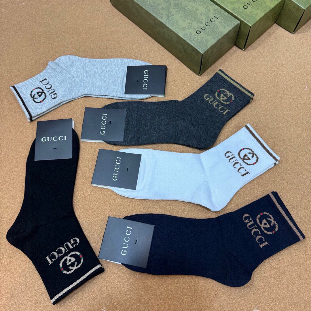  🆕Gucci · 古奇❗️G家新品袜子❗️【一盒五双】提花经典双G标志，超级nice，实物超漂亮，超火
