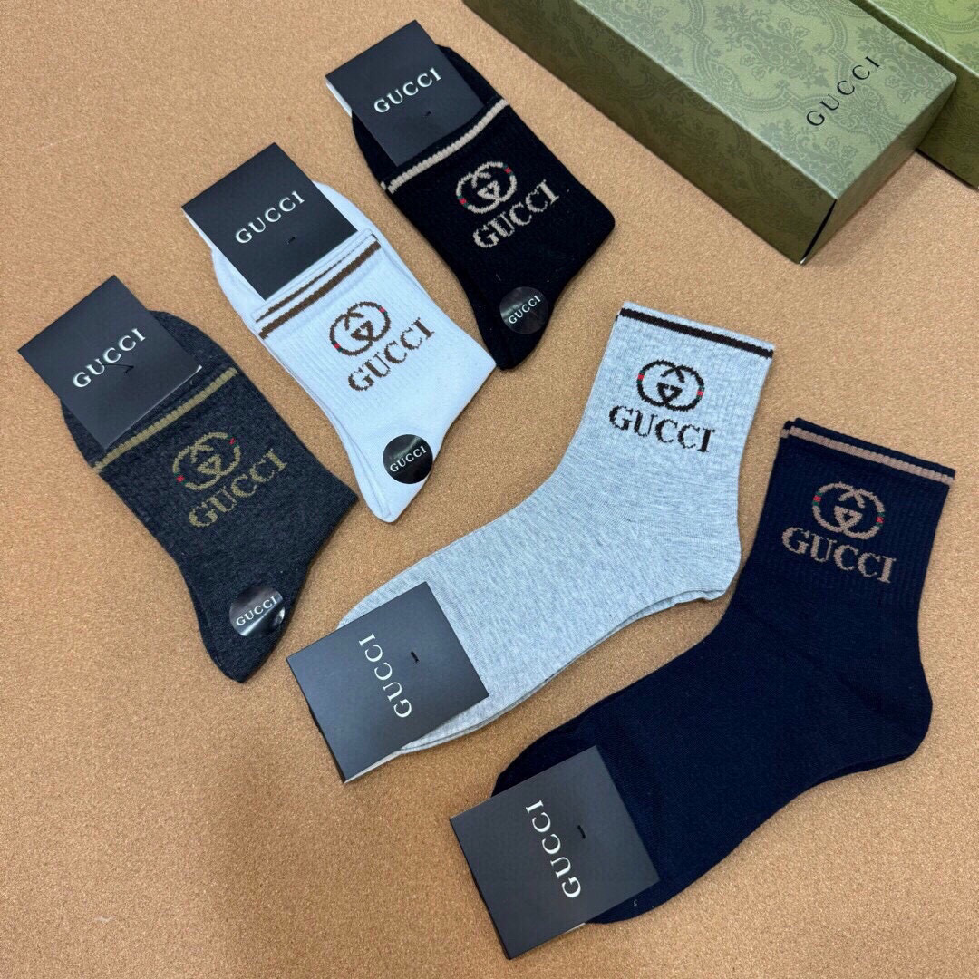  🆕Gucci · 古奇❗️G家新品袜子❗️【一盒五双】提花经典双G标志，超级nice，实物超漂亮，超火