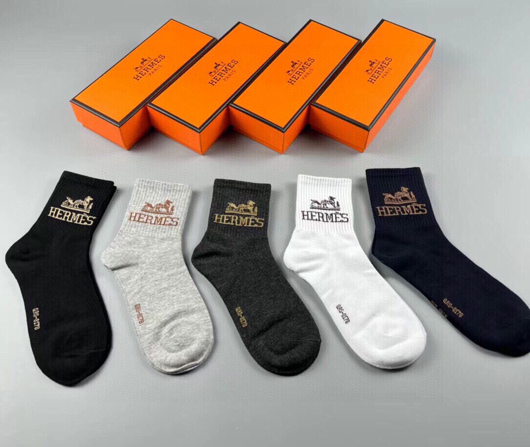  🆕Hermes · 爱马仕❗️大H新品男款春夏款袜子❗️【一盒五双】提花经典马车标志，纯棉材质制造，透
