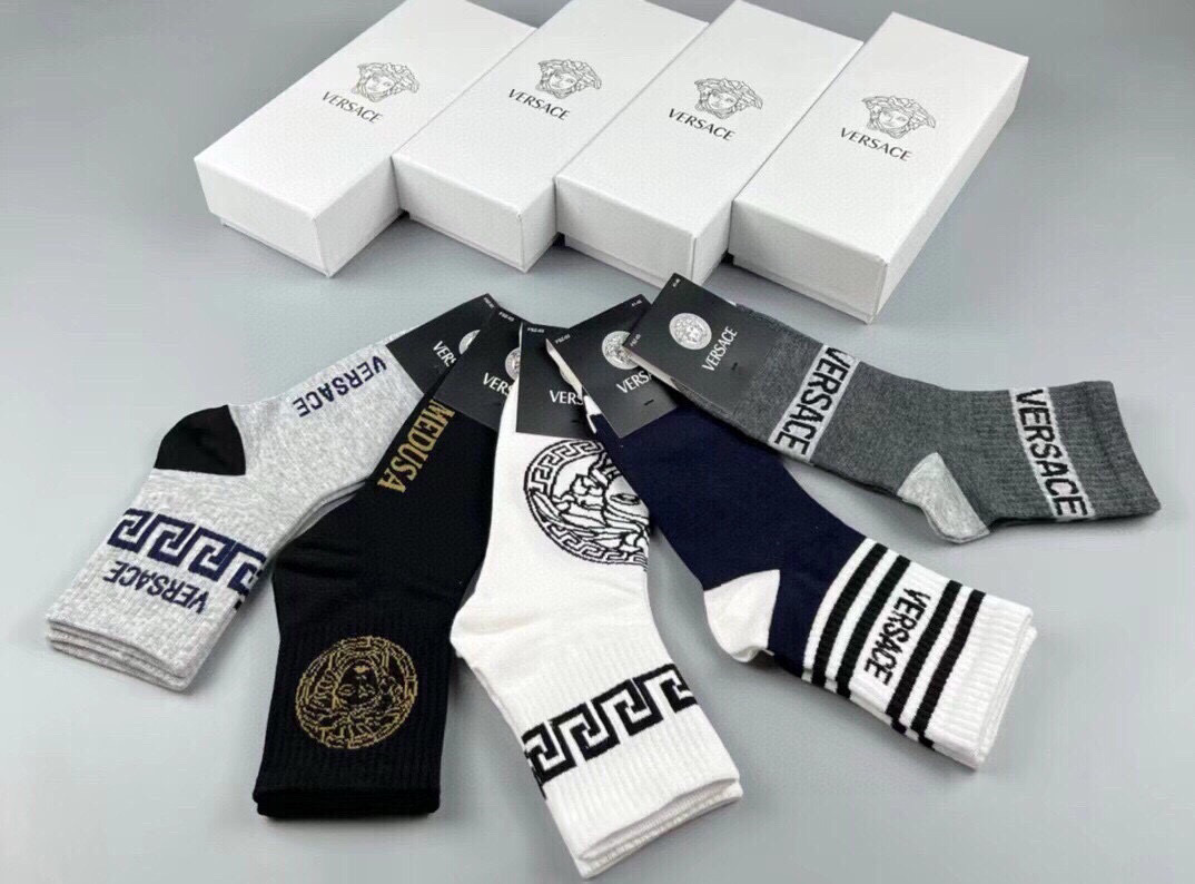  🆕Versace · 范思哲❗️新品男款袜子❗️【一盒五双】纯棉材质织造，超柔软舒适，提花经典美人头➕