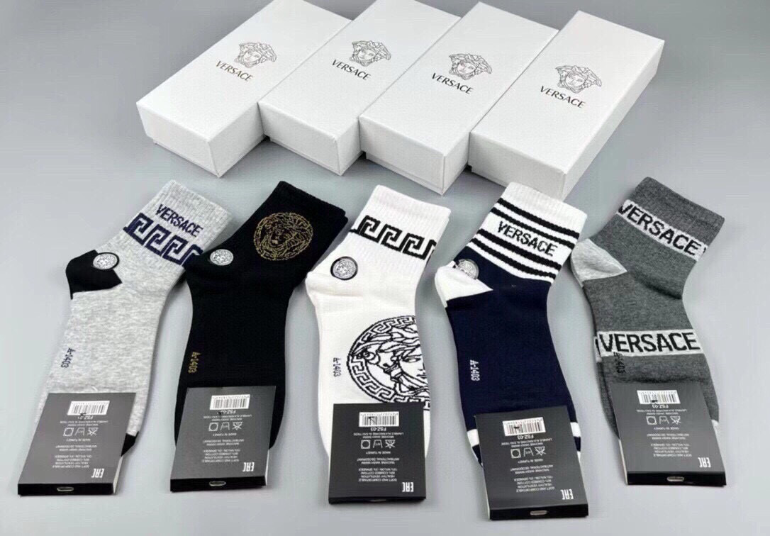  🆕Versace · 范思哲❗️新品男款袜子❗️【一盒五双】纯棉材质织造，超柔软舒适，提花经典美人头➕
