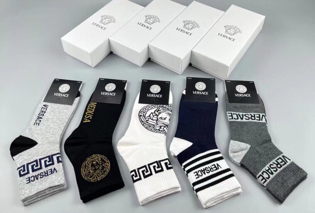  🆕Versace · 范思哲❗️新品男款袜子❗️【一盒五双】纯棉材质织造，超柔软舒适，提花经典美人头➕