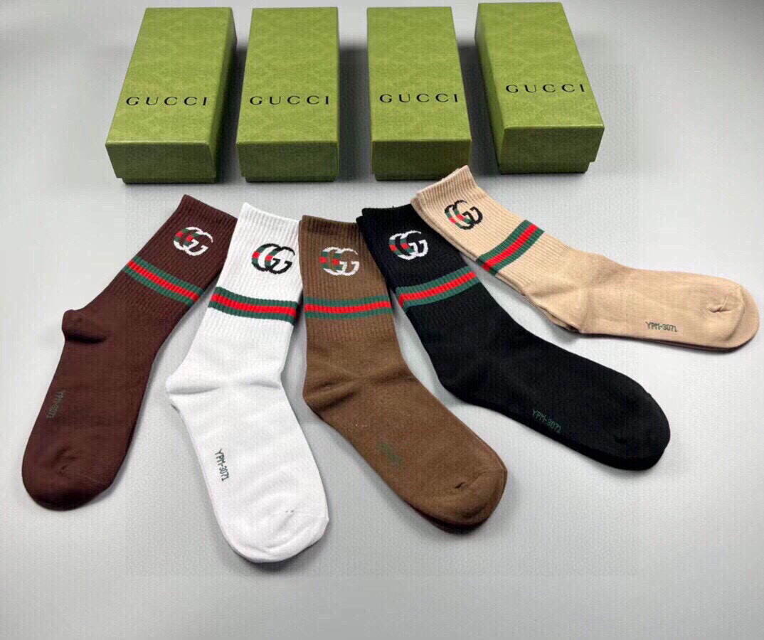  🆕Gucci · 古奇❗️大G家新品长筒袜子❗️【一盒五双】罗口处双G标志搭配红绿条，特显高大上，纯棉