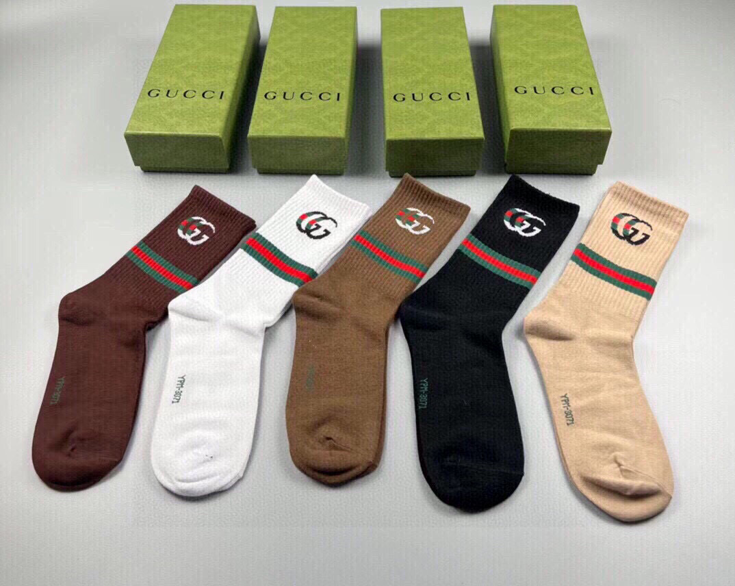  🆕Gucci · 古奇❗️大G家新品长筒袜子❗️【一盒五双】罗口处双G标志搭配红绿条，特显高大上，纯棉