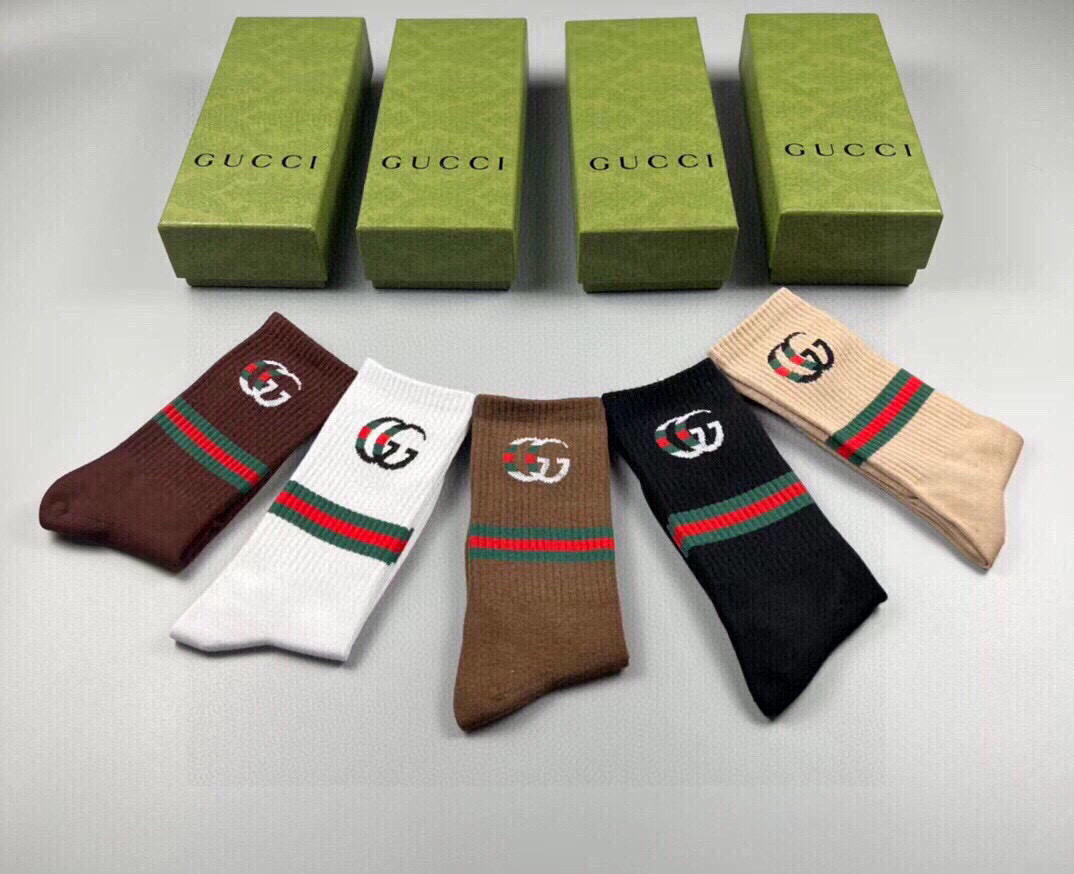  🆕Gucci · 古奇❗️大G家新品长筒袜子❗️【一盒五双】罗口处双G标志搭配红绿条，特显高大上，纯棉
