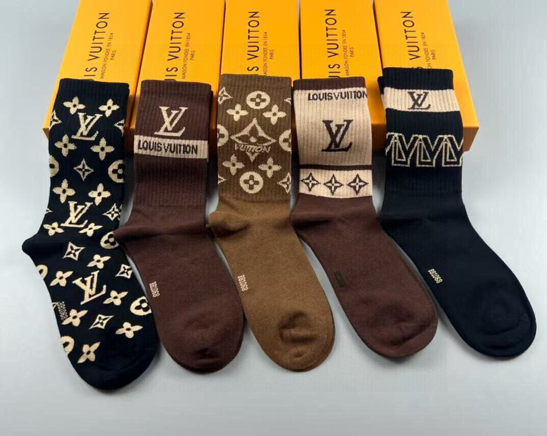  🆕Louis Vuitton · 路易威登❗️驴家新品高筒袜子❗️【一盒五双】纯棉材质，提花经典标志，