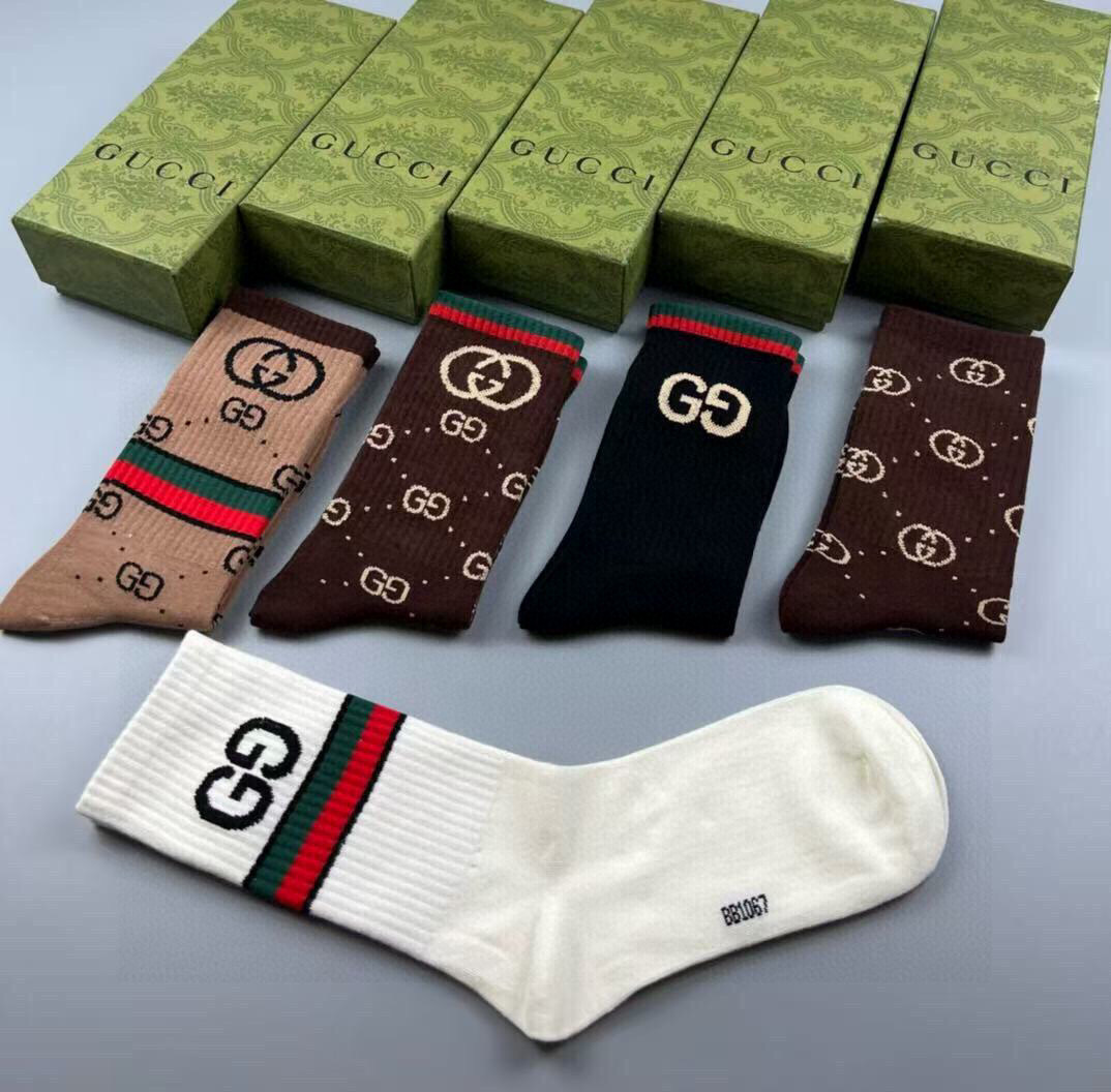  🆕Gucci · 古奇❗️大G家新品高筒袜子❗️【一盒五双】经典双G标志特显高大上，纯棉材质，透气舒适