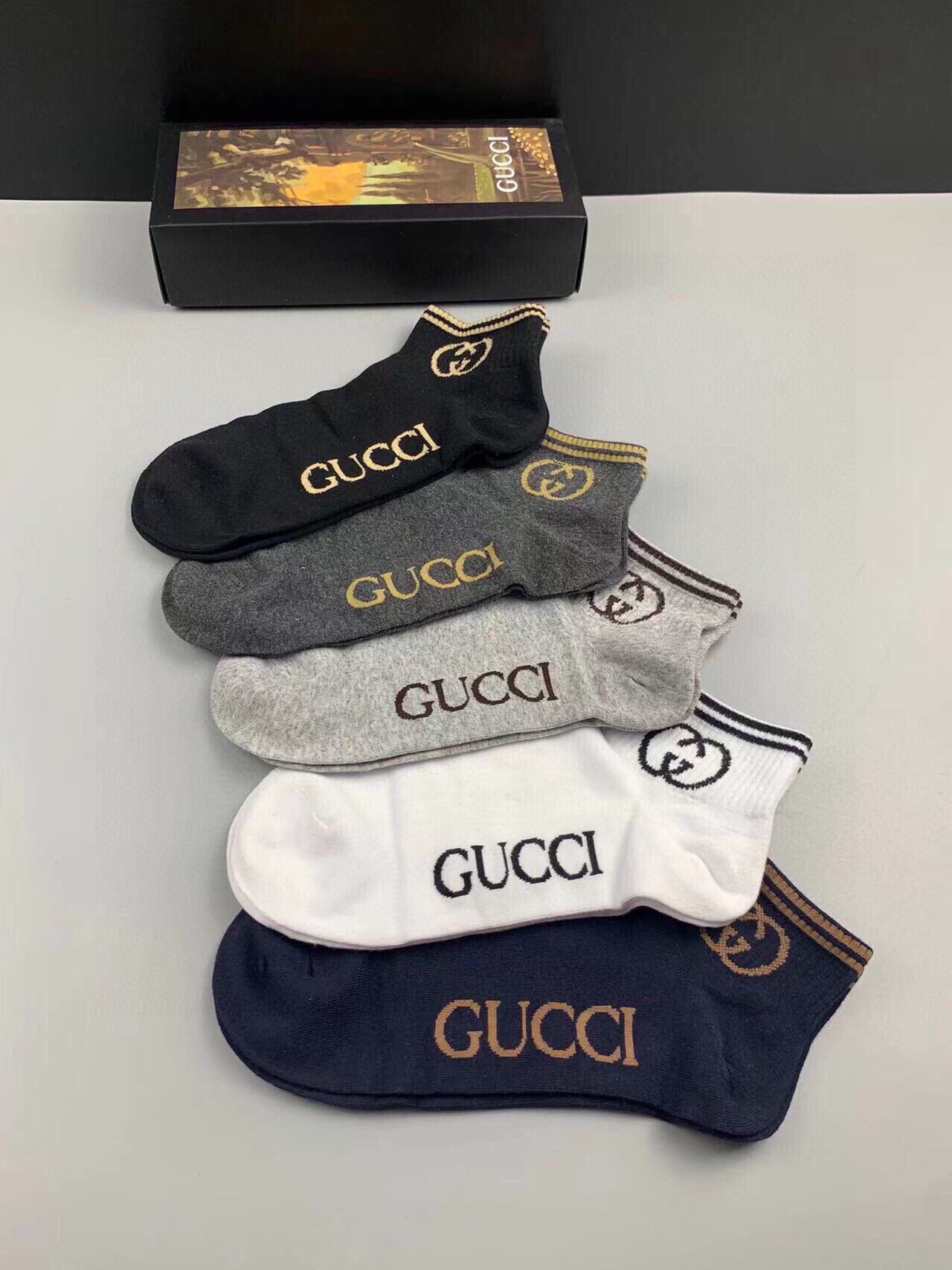  🆕Gucci · 古奇❗️G家新品短袜❗️【一盒五双】纯棉材质，提花Gucci字母标志，简单大气，实物
