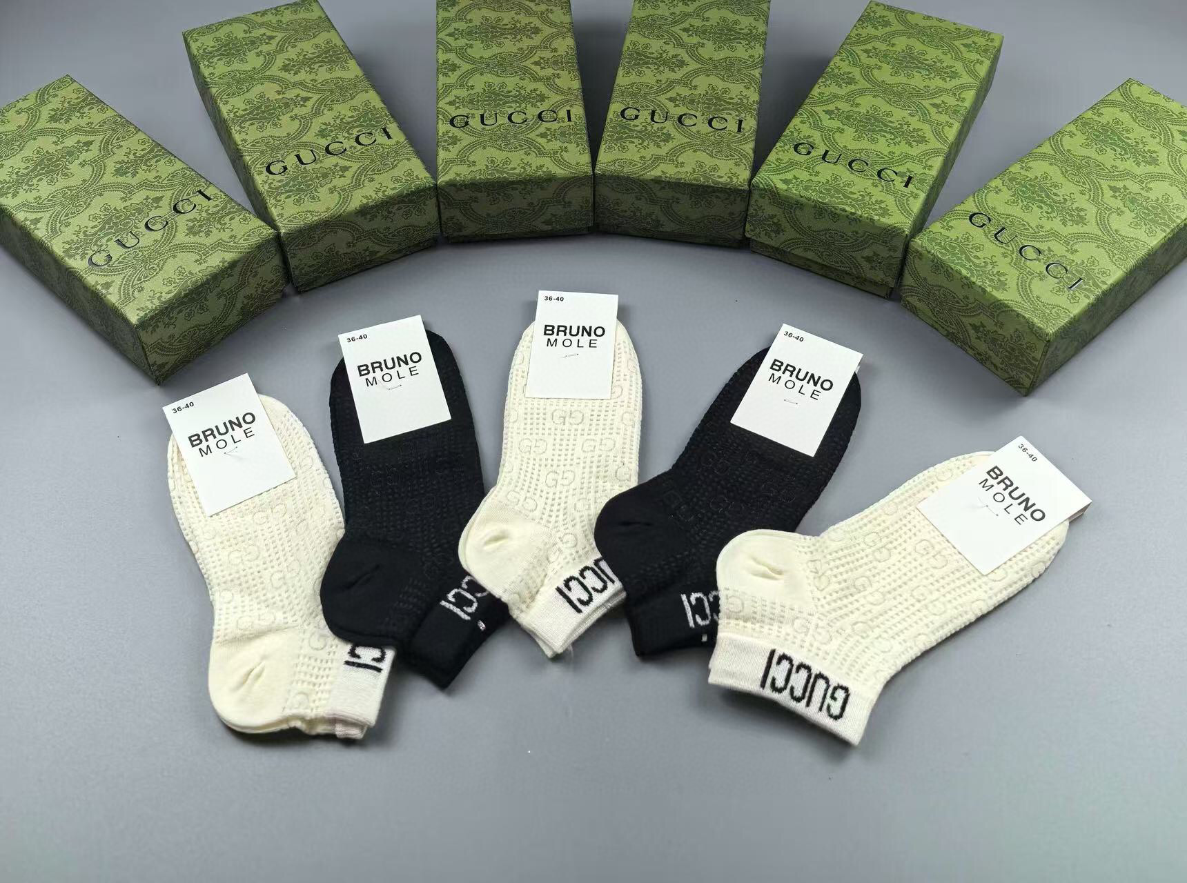  🆕Gucci · 古奇❗️G家新品短袜❗️【一盒五双】提花经典标志，超级nice，实物超漂亮，超火爆小