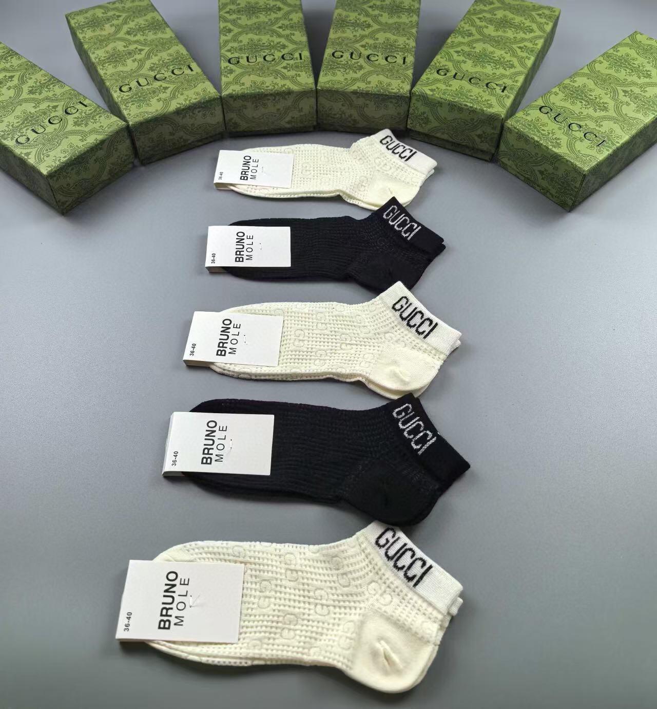  🆕Gucci · 古奇❗️G家新品短袜❗️【一盒五双】提花经典标志，超级nice，实物超漂亮，超火爆小