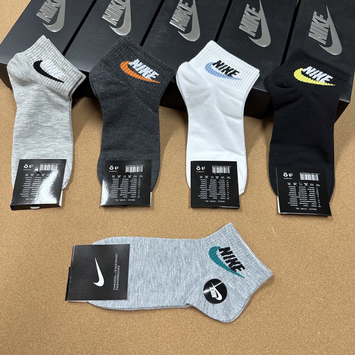  🆕Nike · 耐克❗️永远的经典永远的☑️❗️精梳棉材质，透气吸汗柔软舒适，上脚非常nice❗️商务