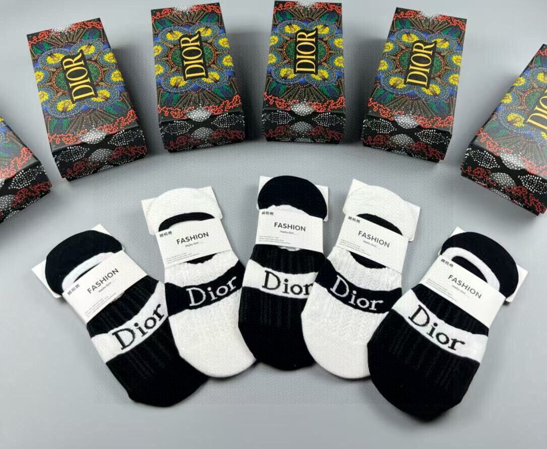  🆕Dior · 迪奥❗️D家新品女款隐形袜子❗️【一盒五双】提花经典字母标志，纯棉材质，超舒适超美腻❗
