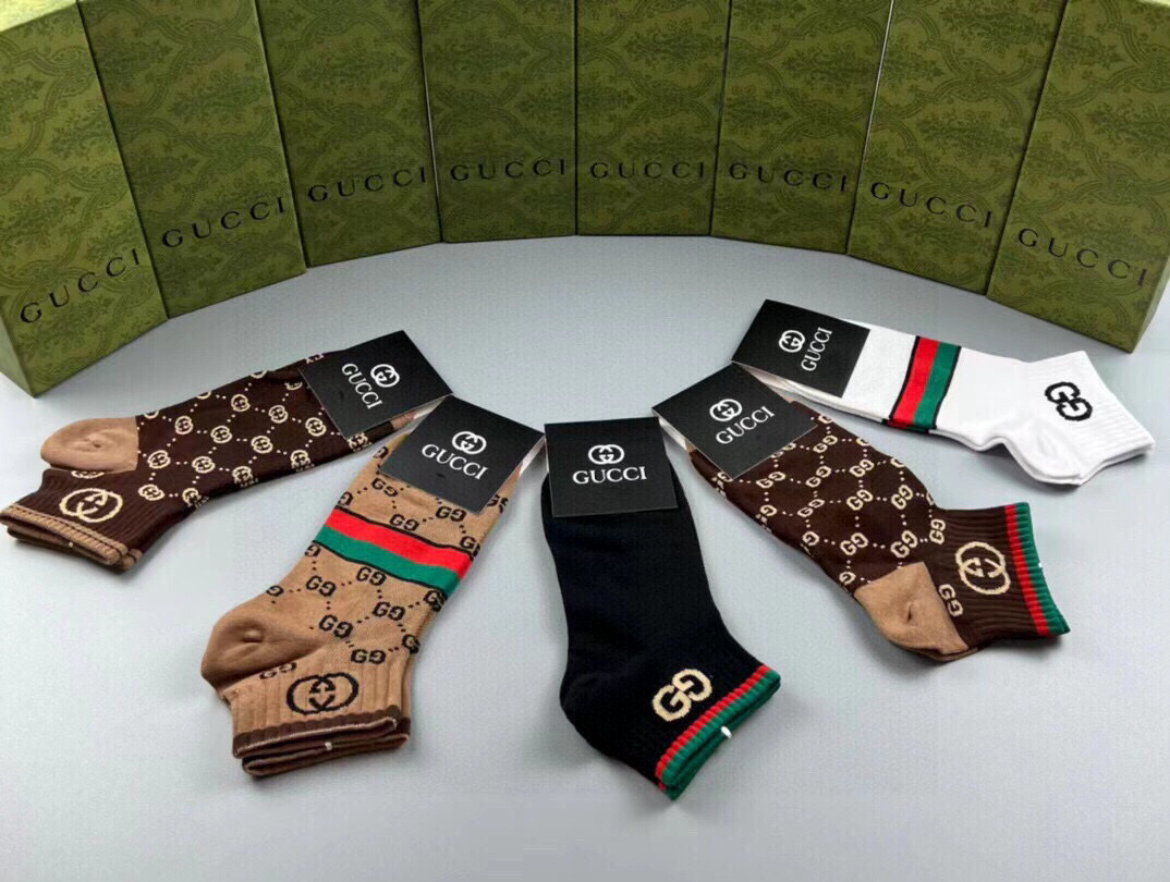  🆕Gucci · 古奇❗️G家新品短袜❗️【一盒五双】提花经典标志，超级nice，实物超漂亮，超火爆小