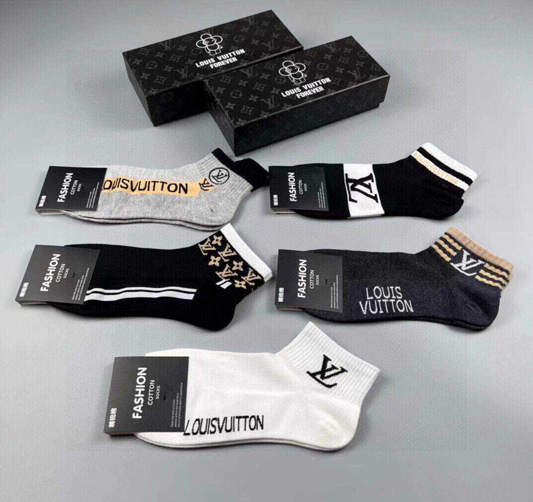  🆕LOUIS VUITTON · 路易威登❗️大驴家新品男款袜子❗️【一盒五双】纯棉材质，柔软舒适，提