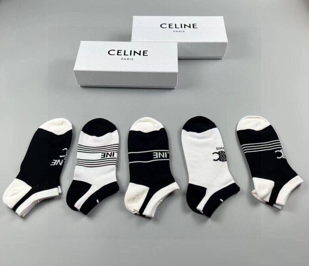  🆕CELINE · 赛琳❗️新品女款短袜子【一盒五双】提花经典标志，纯棉材质制造，透气舒适，超级nic