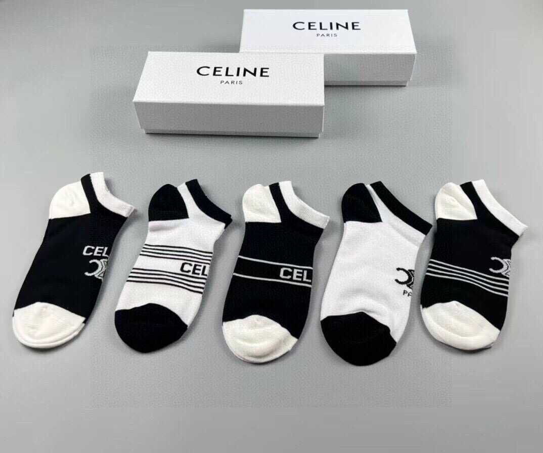  🆕CELINE · 赛琳❗️新品女款短袜子【一盒五双】提花经典标志，纯棉材质制造，透气舒适，超级nic
