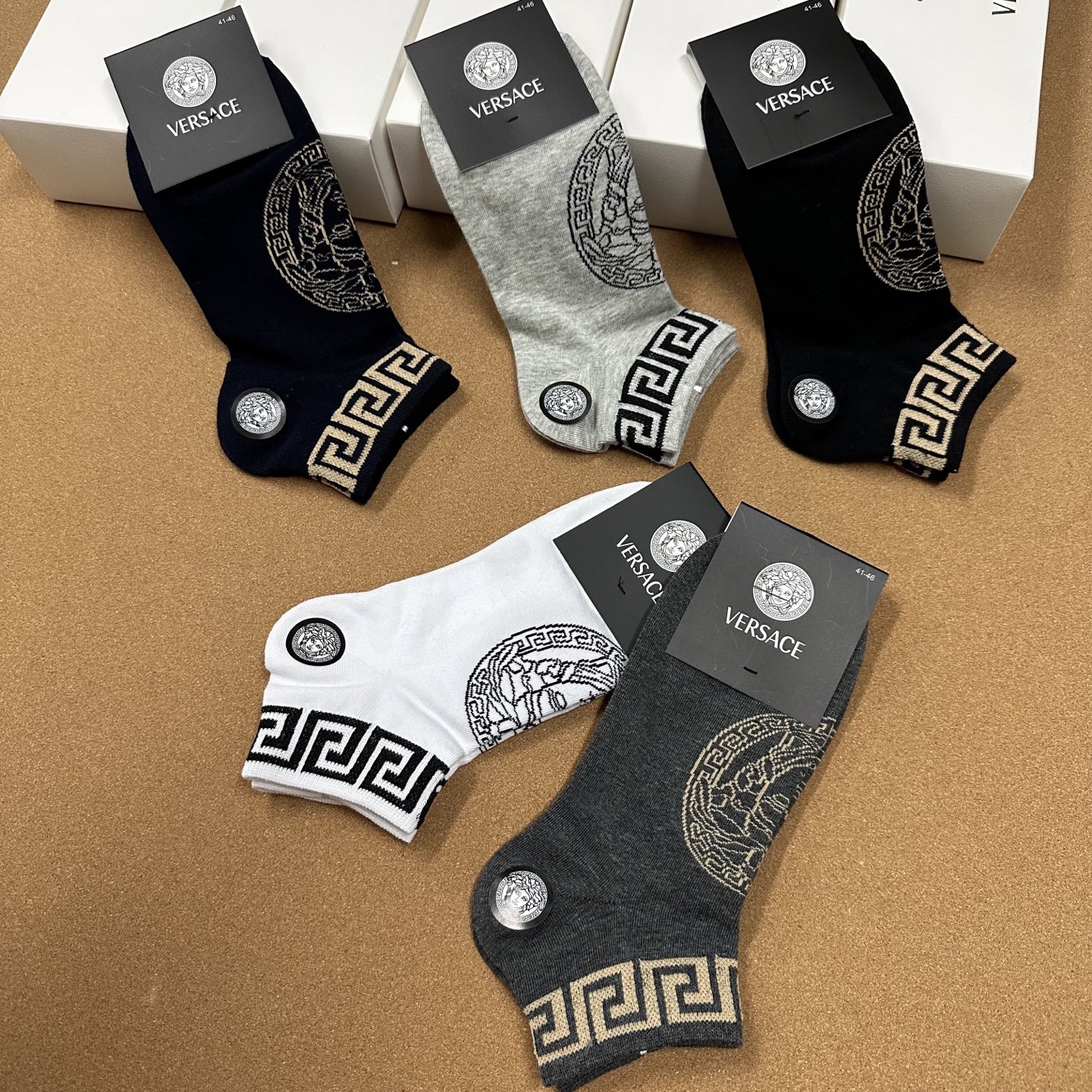  🆕Versace · 范思哲❗️新品男款袜子❗️【一盒五双】纯棉材质织造，超柔软舒适，提花经典logo