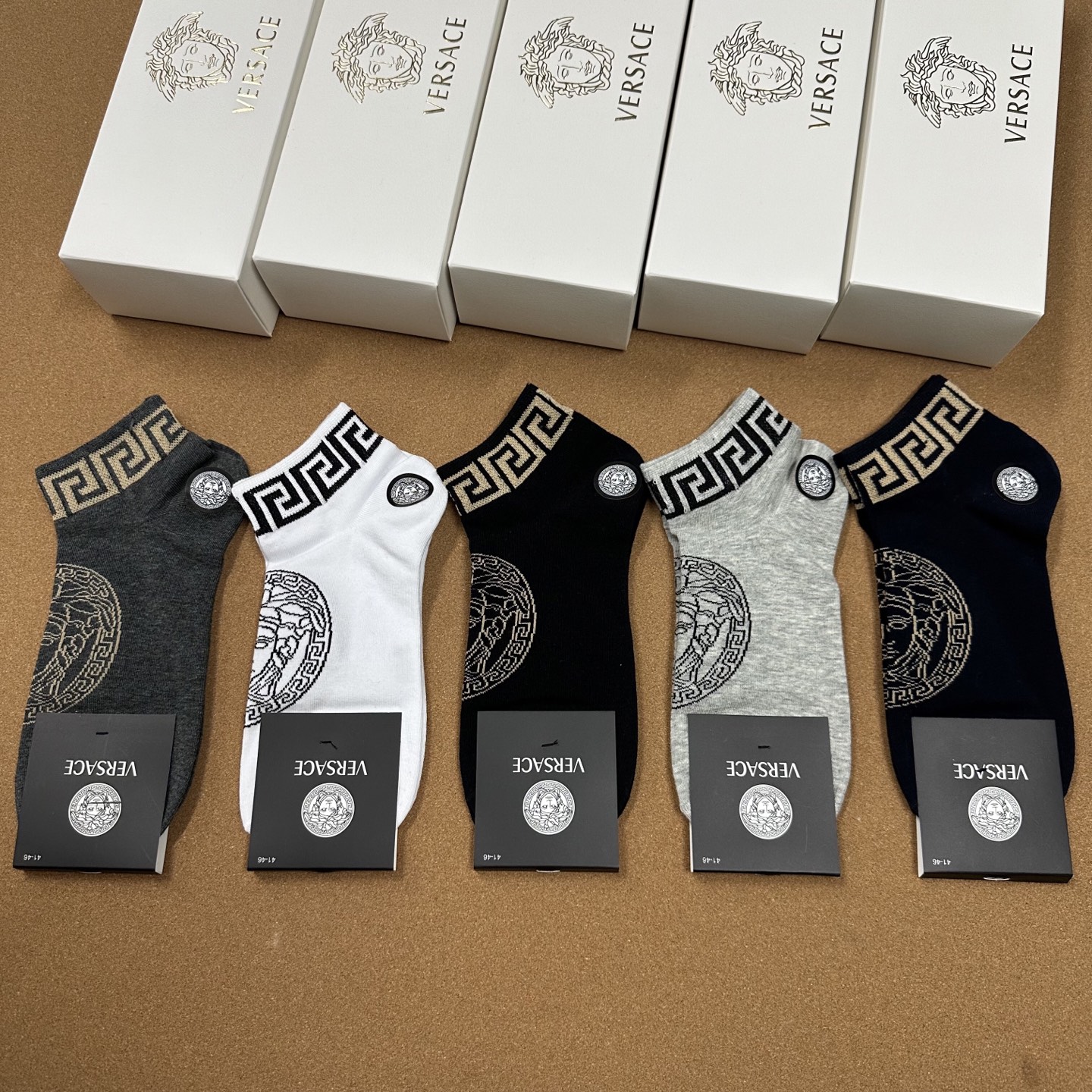  🆕Versace · 范思哲❗️新品男款袜子❗️【一盒五双】纯棉材质织造，超柔软舒适，提花经典logo