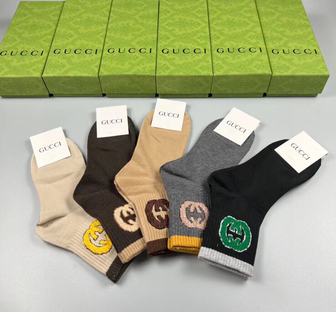  🆕Gucci · 古奇❗️G家新品袜子❗️【一盒五双】提花经典双G标志，超级nice，实物超漂亮，超火