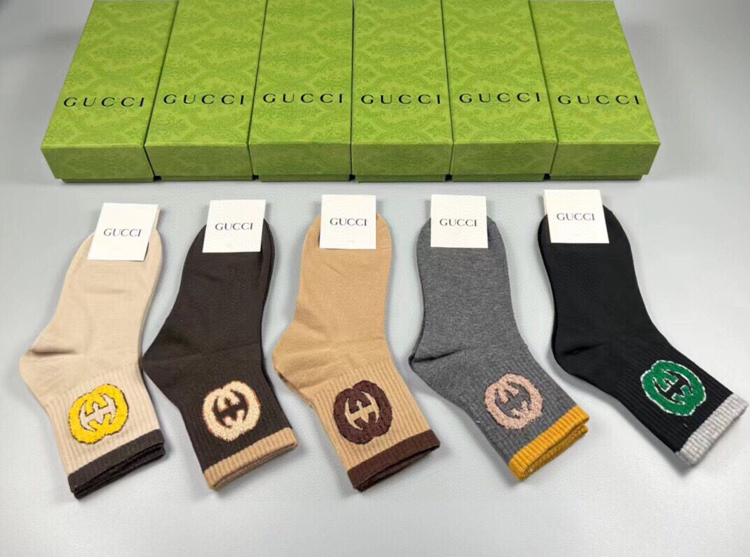  🆕Gucci · 古奇❗️G家新品袜子❗️【一盒五双】提花经典双G标志，超级nice，实物超漂亮，超火