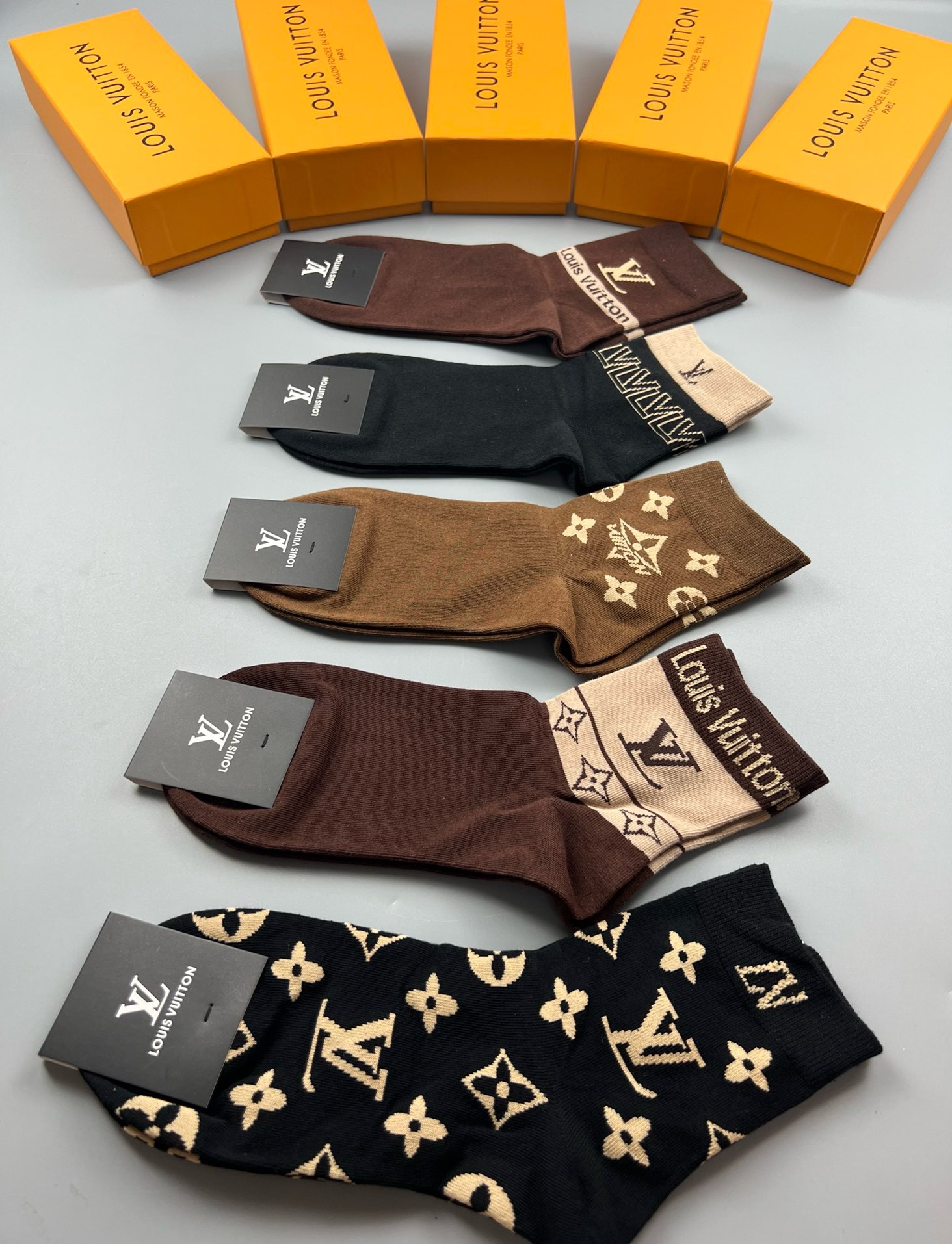  🆕Louis Vuitton · 路易威登❗️驴家新品袜子❗️【一盒五双】驴家经典logo，纯棉材质制
