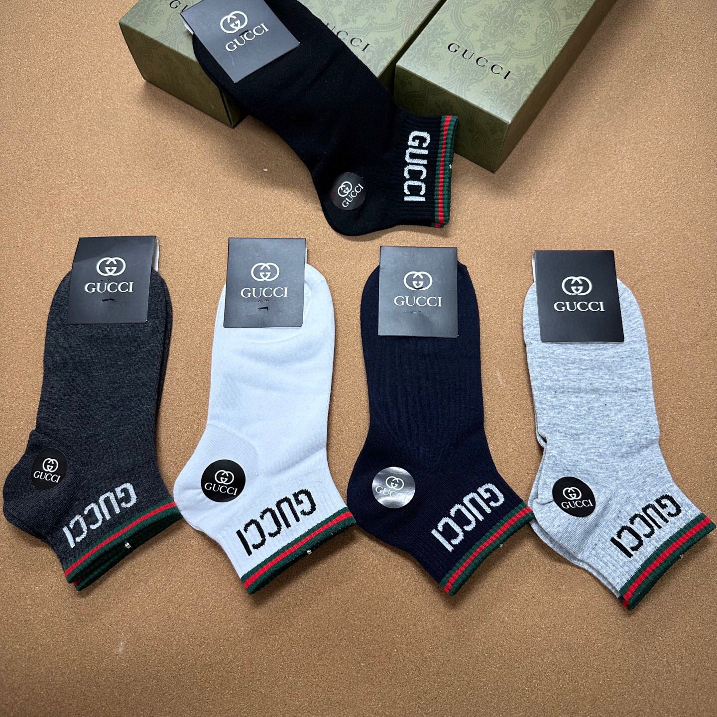  🆕Gucci · 古奇❗️G家新品男款短袜❗️【一盒五双】G家专柜同步短袜，提花经典标志，超级nice