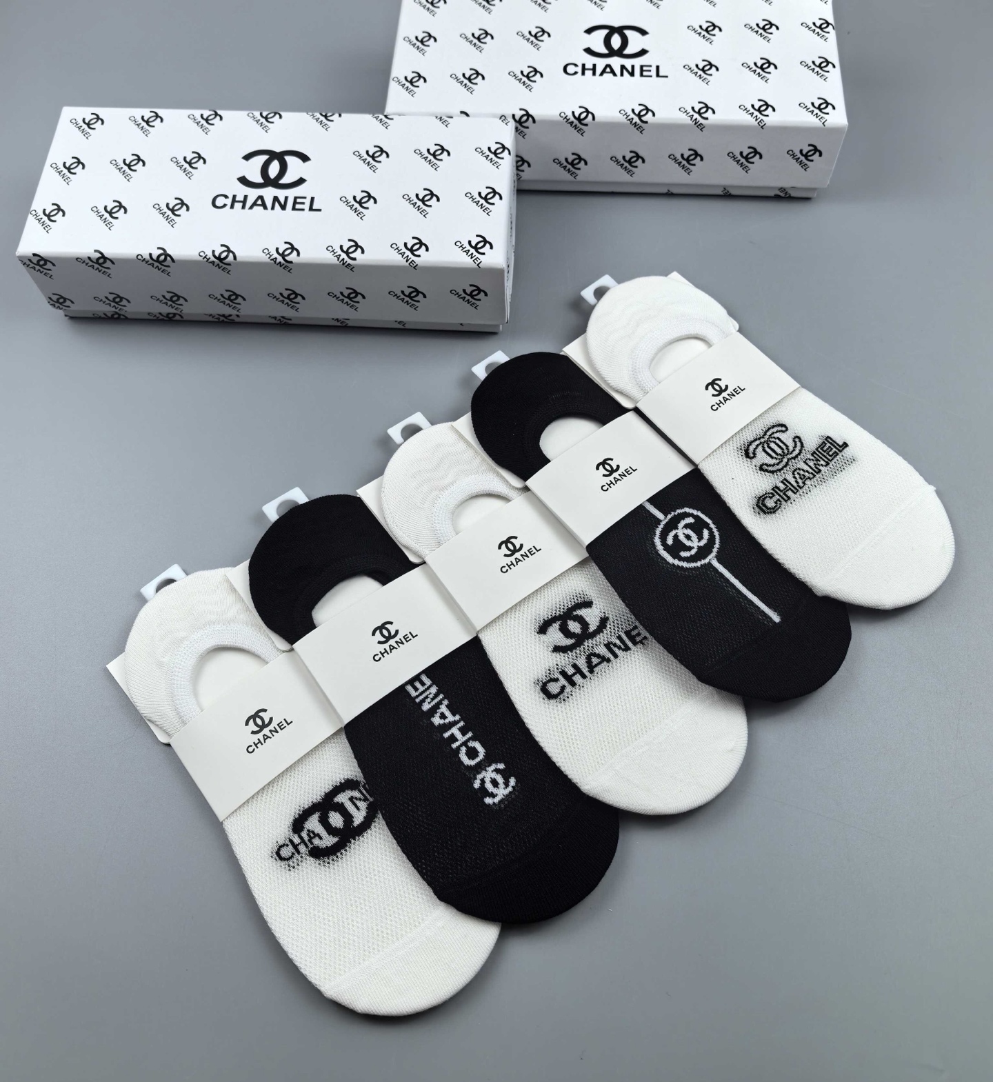  🆕Chanel · 香奈儿❗️小香新品女款隐形袜子❗️【一盒五双】提花经典标志，纯棉材质，超舒适超美腻