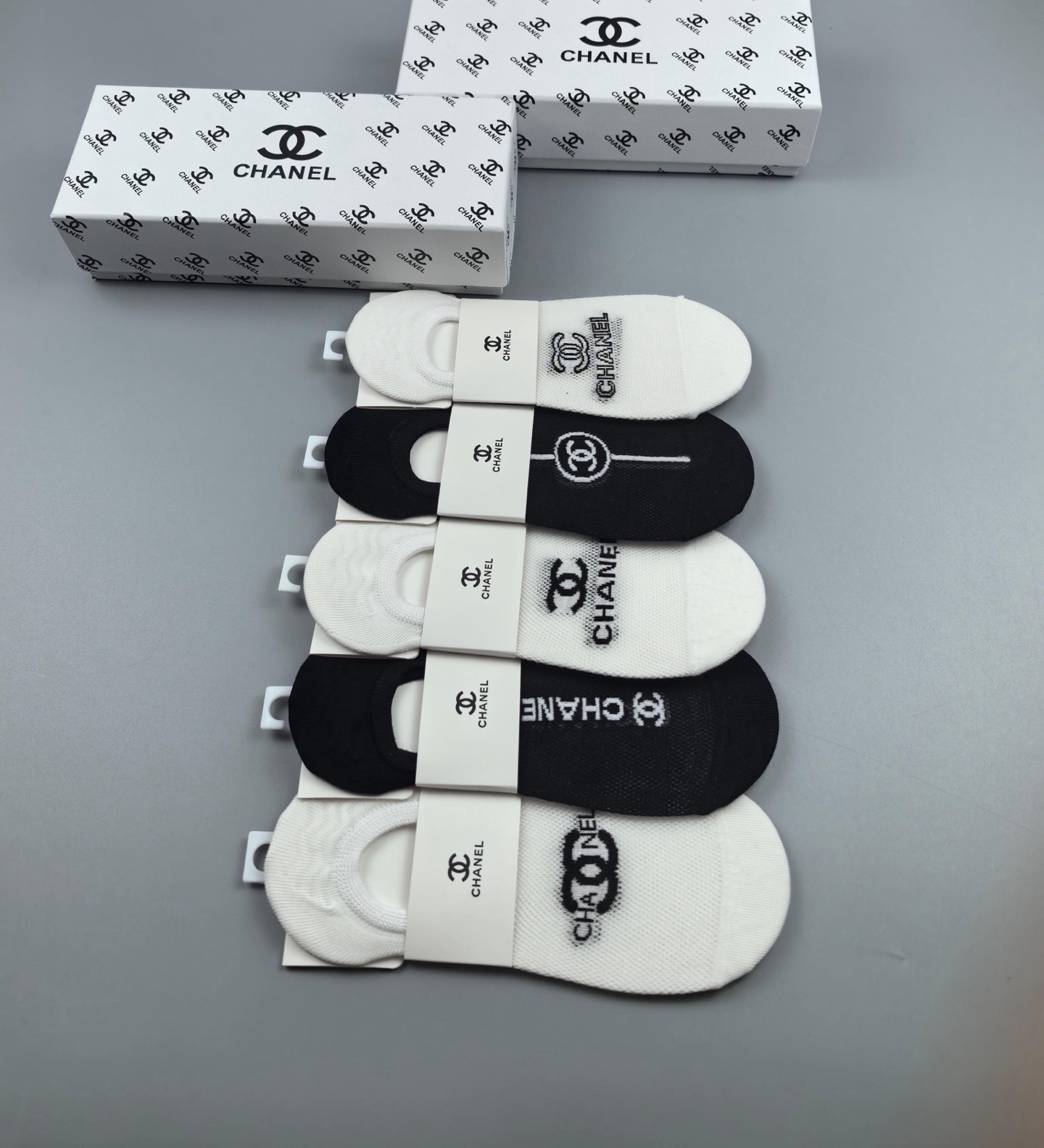  🆕Chanel · 香奈儿❗️小香新品女款隐形袜子❗️【一盒五双】提花经典标志，纯棉材质，超舒适超美腻