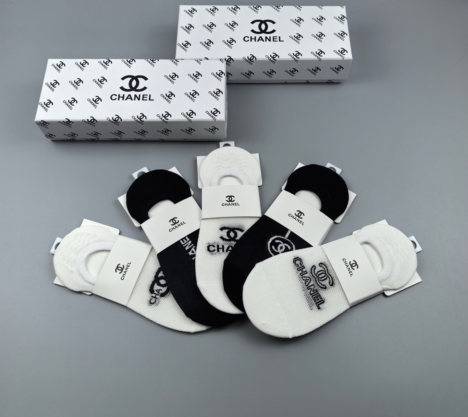  🆕Chanel · 香奈儿❗️小香新品女款隐形袜子❗️【一盒五双】提花经典标志，纯棉材质，超舒适超美腻