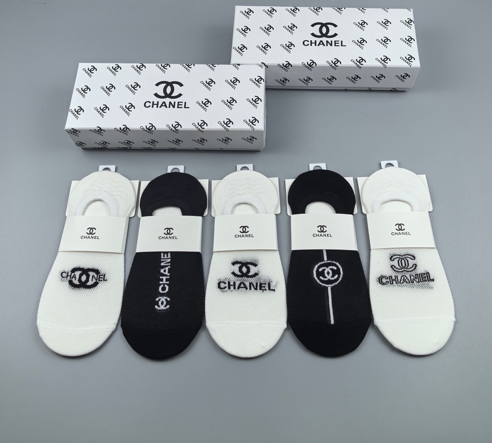  🆕Chanel · 香奈儿❗️小香新品女款隐形袜子❗️【一盒五双】提花经典标志，纯棉材质，超舒适超美腻