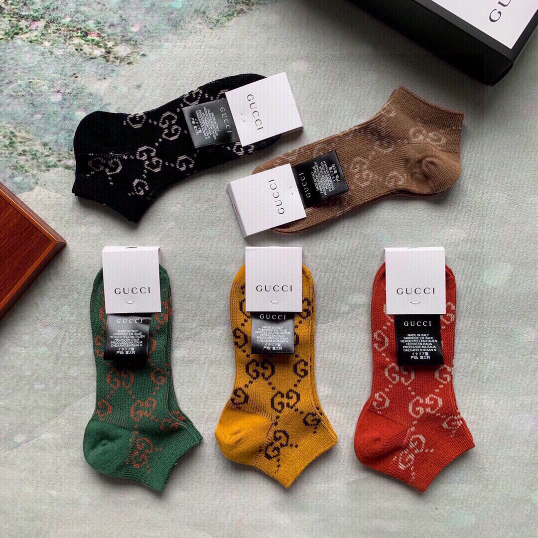  🆕Gucci · 古奇❗️G家春夏新品女款袜子❗️【一盒五双】超级经典的双G标志，配以经典的G家色系，