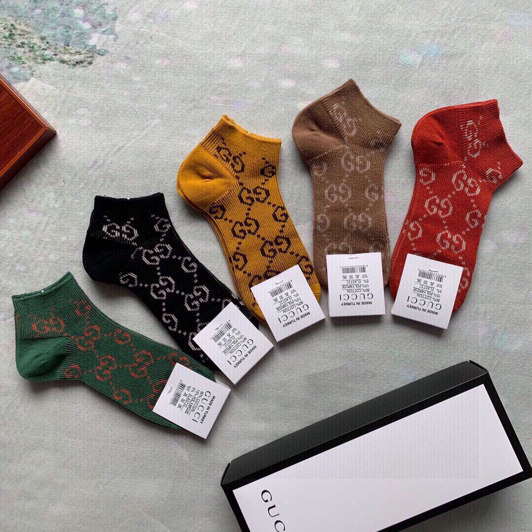  🆕Gucci · 古奇❗️G家春夏新品女款袜子❗️【一盒五双】超级经典的双G标志，配以经典的G家色系，