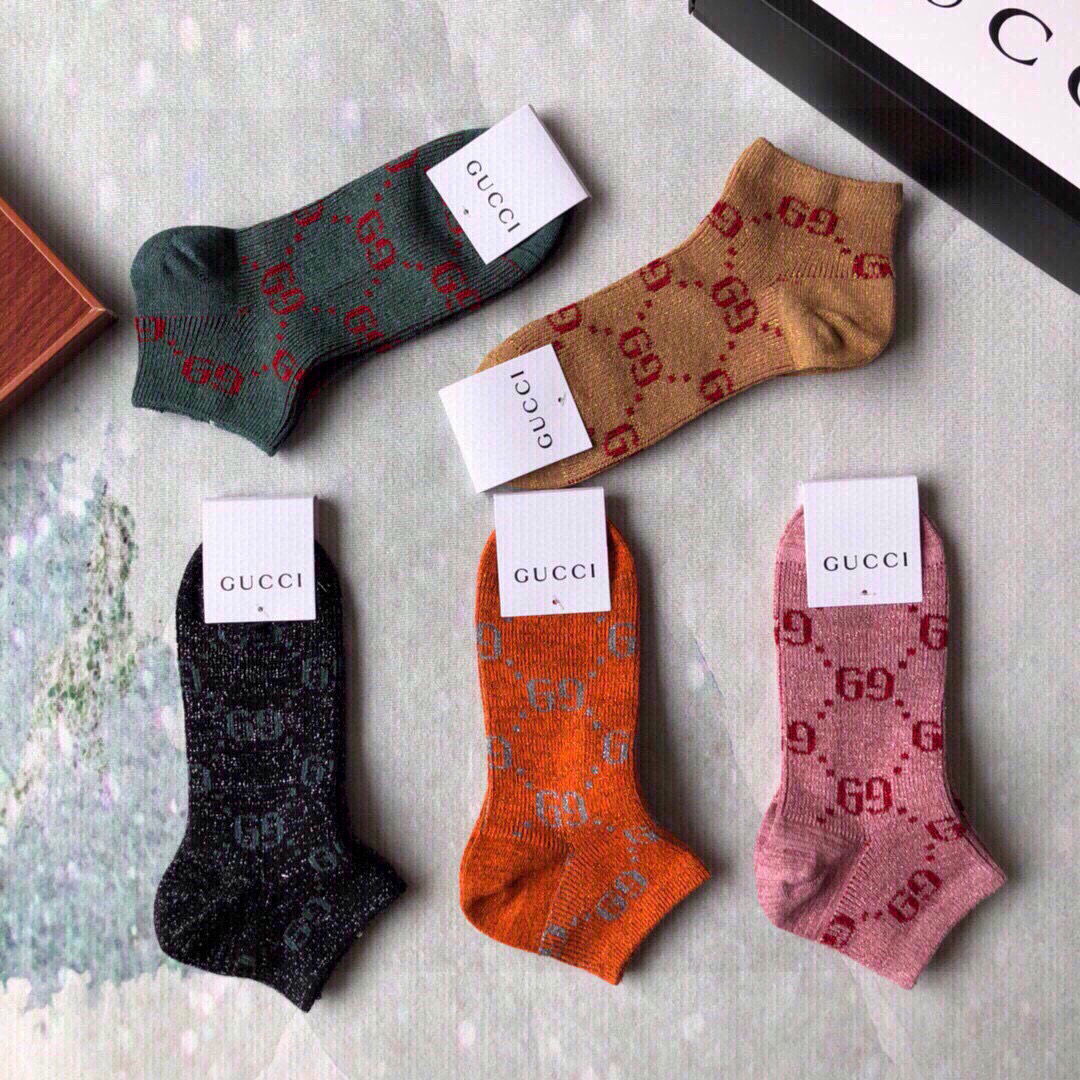  🆕Gucci · 古奇❗️超级经典短款袜子❗️【一盒五双】G家专柜一直在售的经典款，双针双路纯棉织造，
