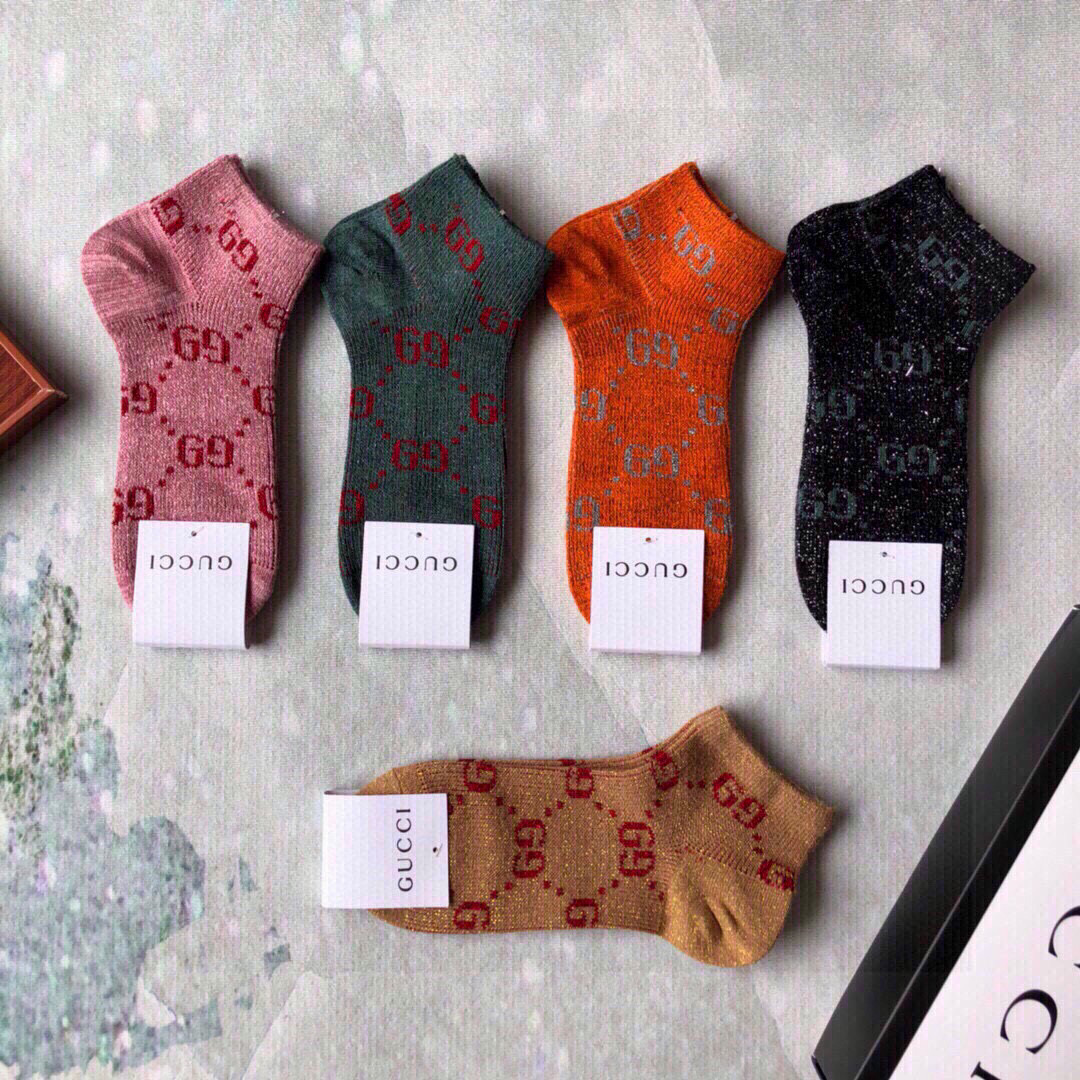  🆕Gucci · 古奇❗️超级经典短款袜子❗️【一盒五双】G家专柜一直在售的经典款，双针双路纯棉织造，
