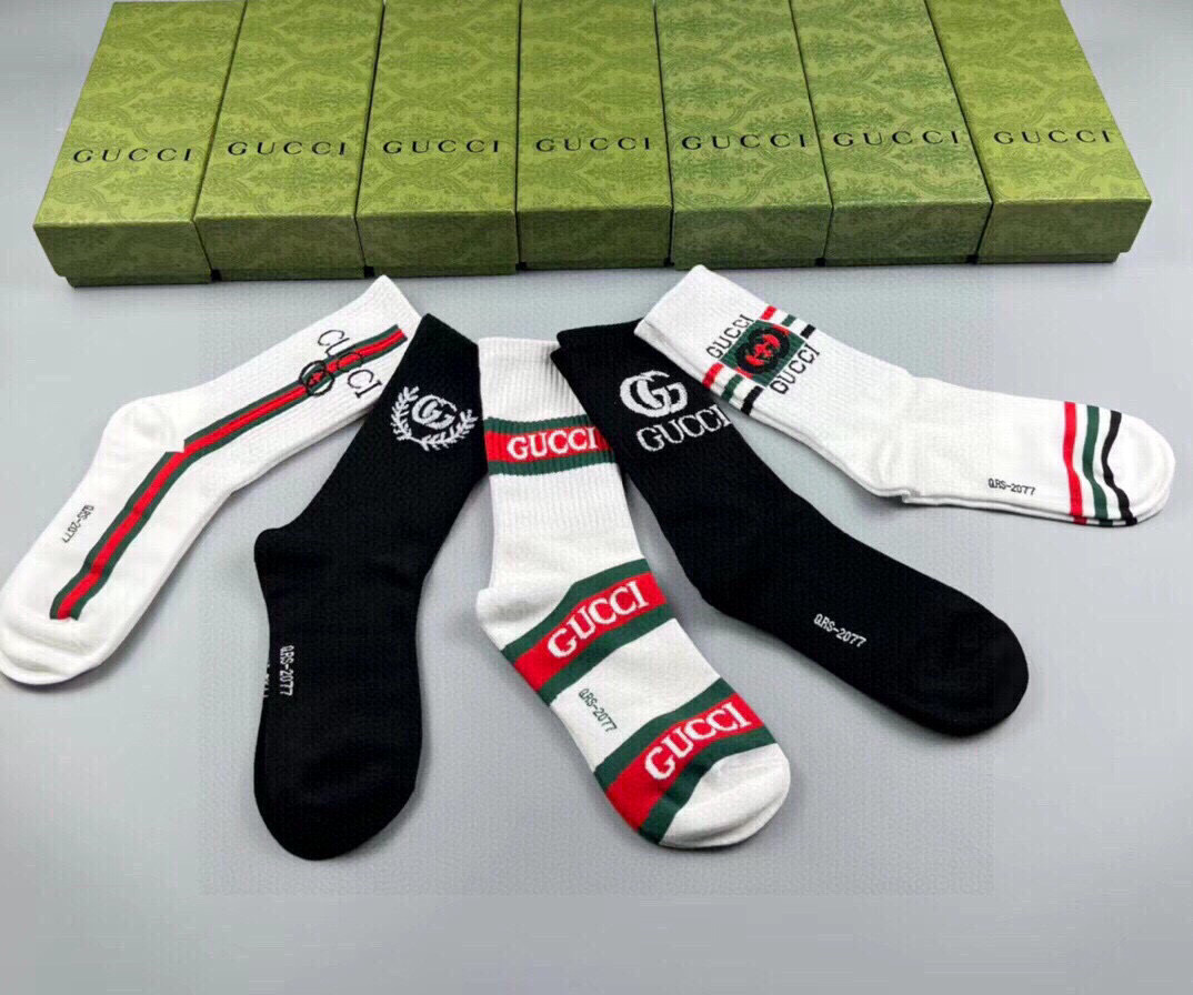  🆕Gucci · 古奇❗️大G家新品高筒袜子❗️【一盒五双】经典双G标志特显高大上，纯棉材质，透气舒适