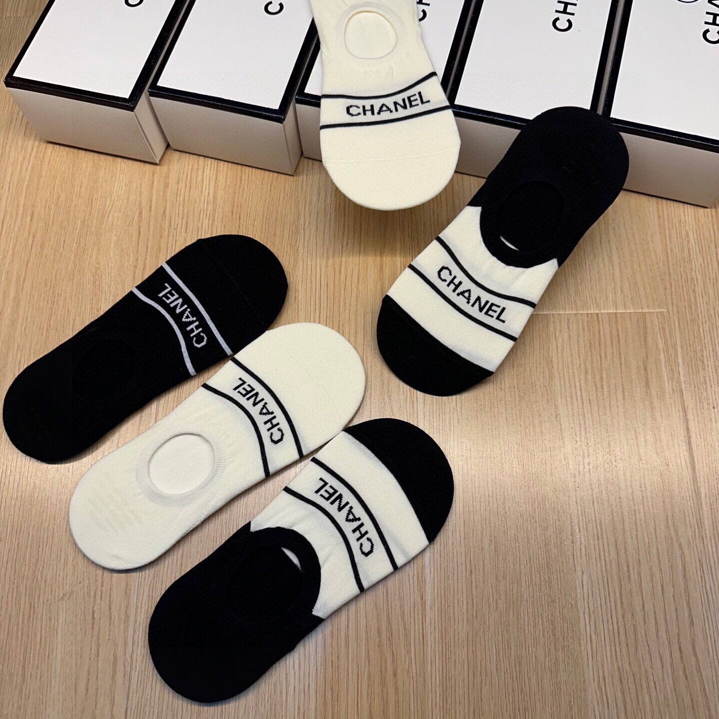  🆕Chanel · 香奈儿❗️CH新品女款隐形袜子❗️【一盒五双】提花经典字母标志，纯棉材质，超舒适超