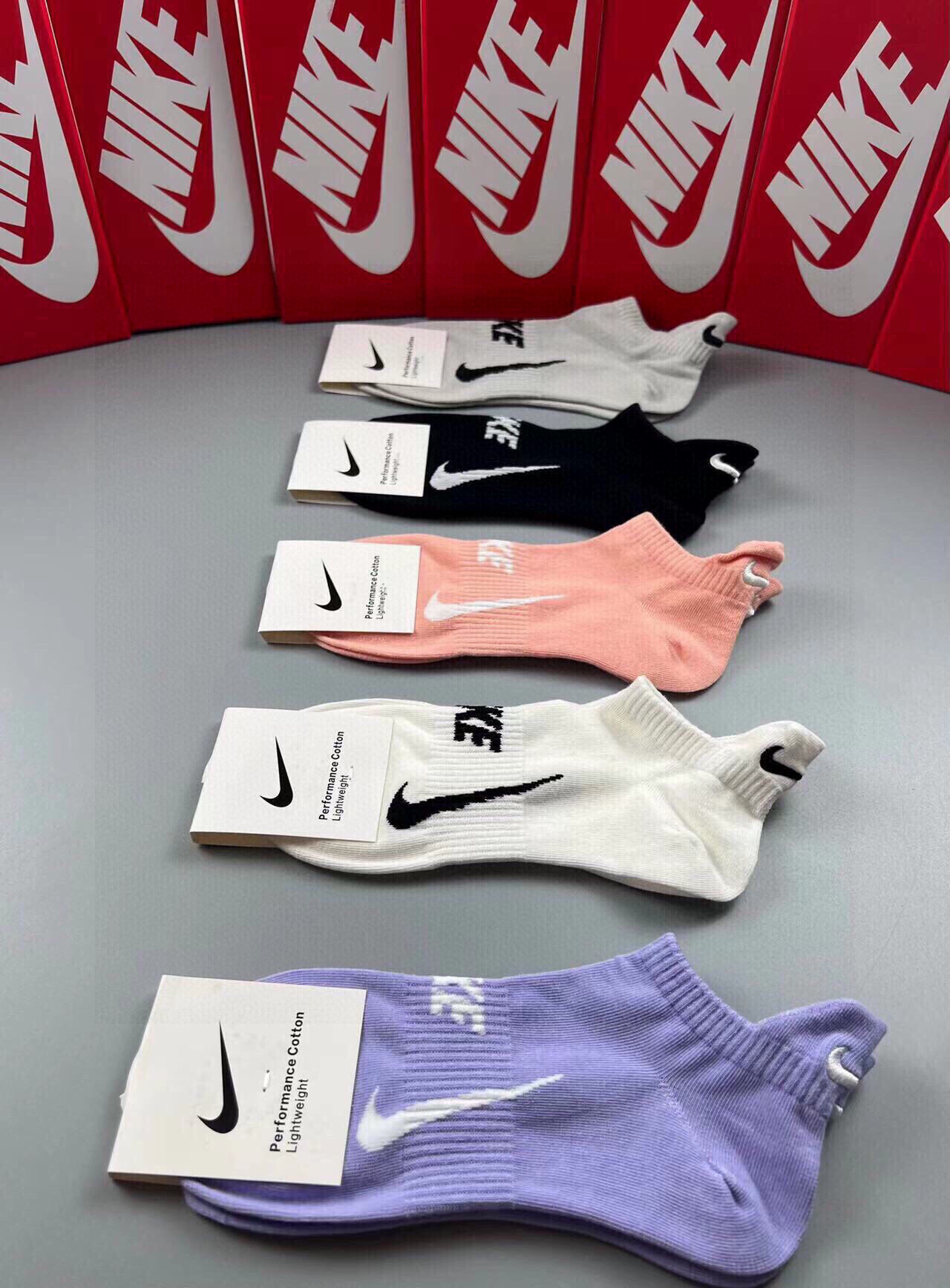  🆕【NIKE 耐克】新品女款短袜❗️JUST DOIT. ☑️logo超级nice❗️火爆全网的马卡龙