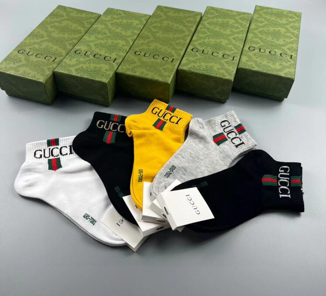  🆕Gucci · 古奇❗️G家新品男款袜子❗️【一盒五双】提花经典标志，超级nice，实物超漂亮，超火